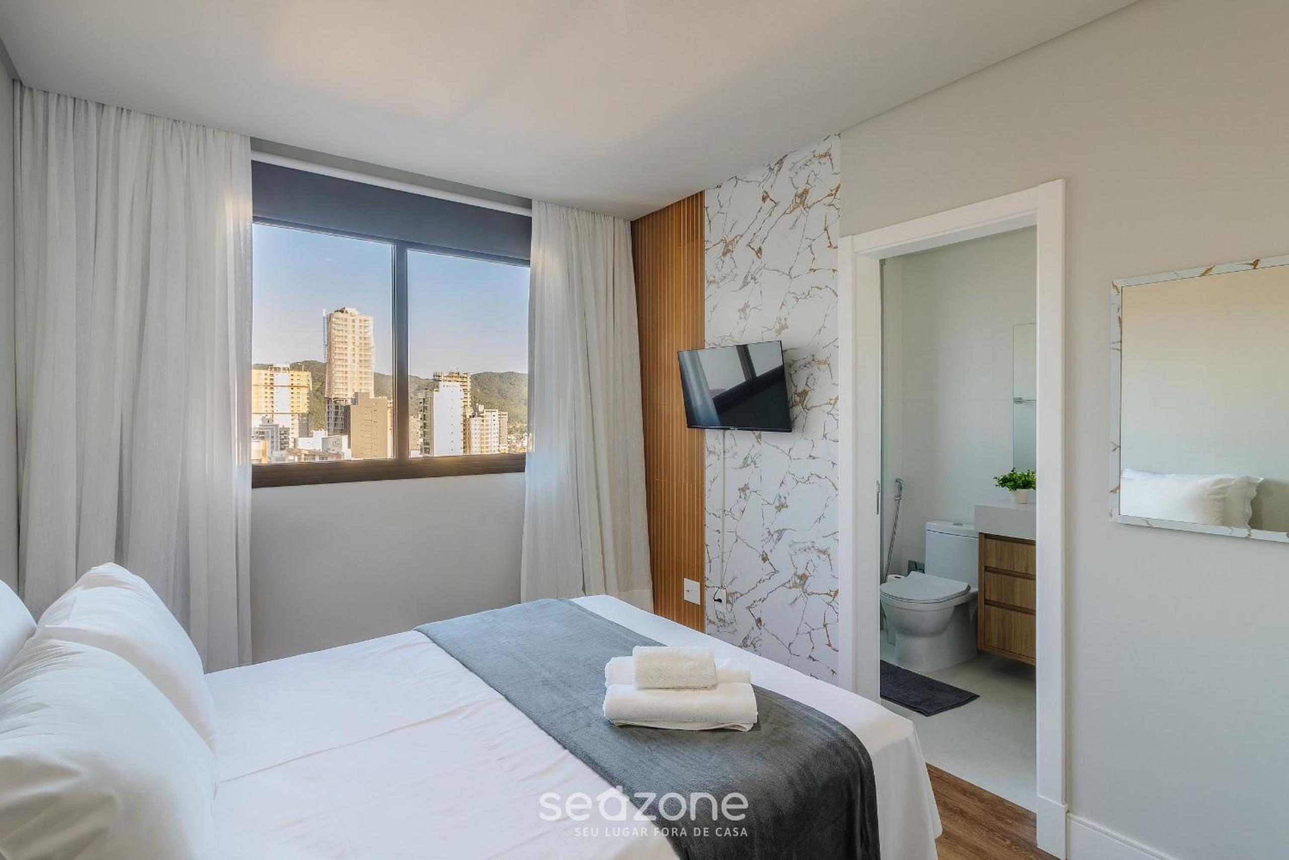 Well-Equipped Apartments 100m from the Beach - EVR