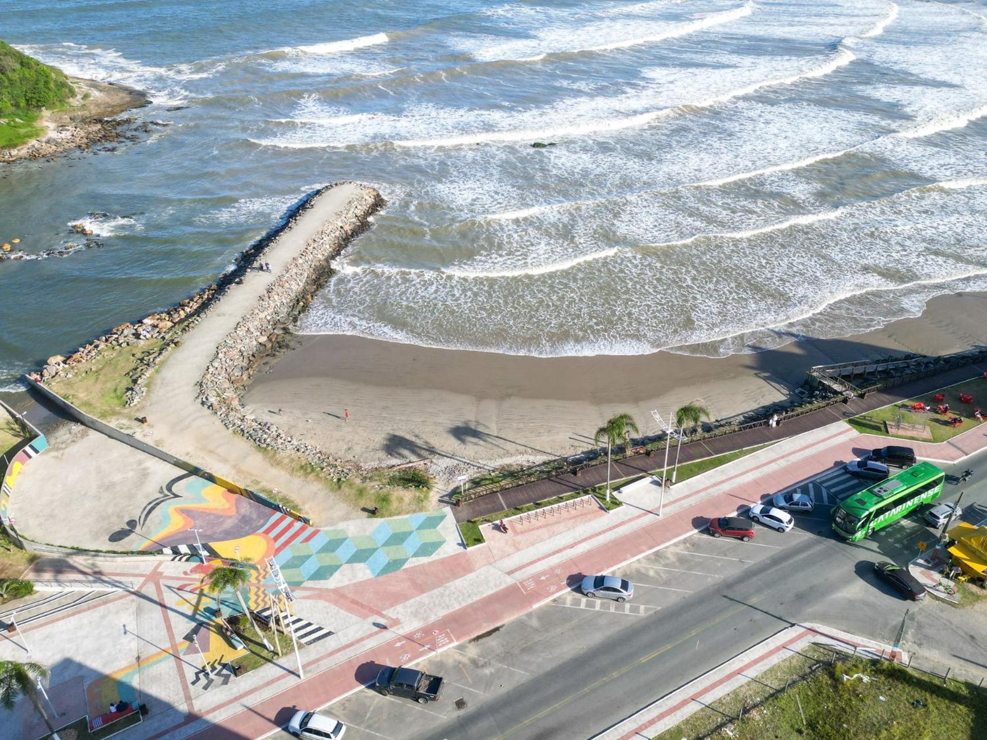 Casa ampla perto da praia AG5245