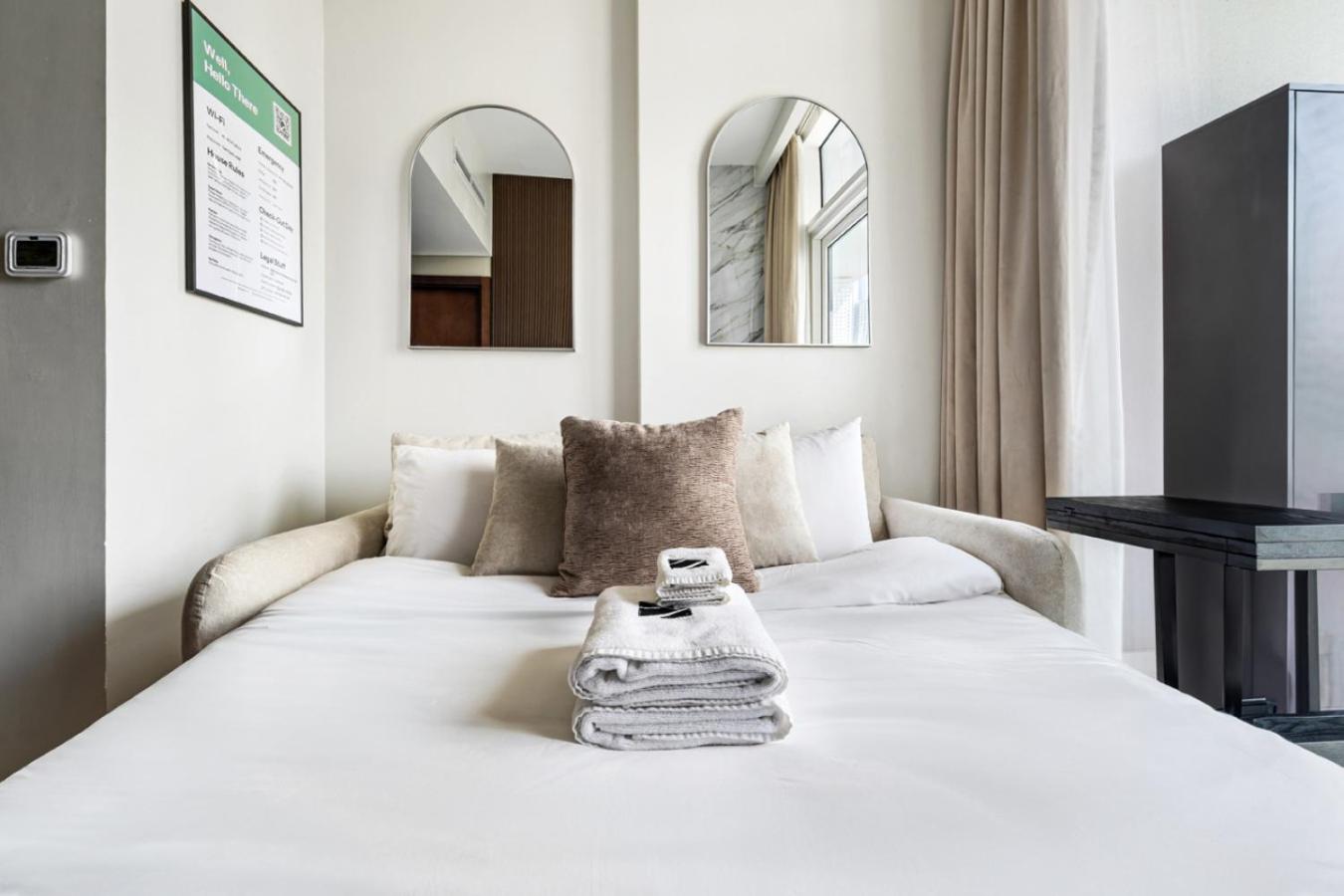 New 1BR with Burj Khalifa Views Near Dubai Mall