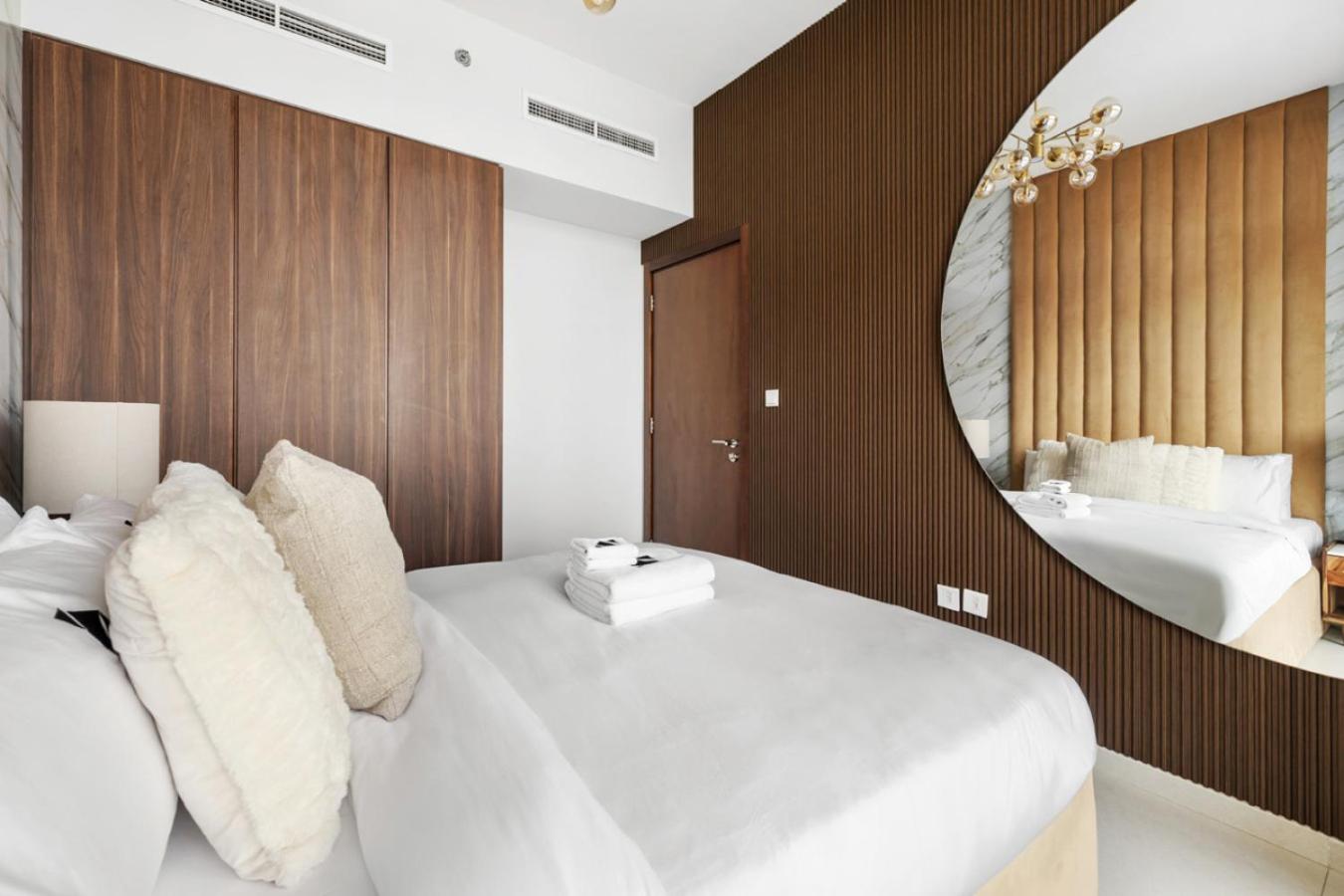 New 1BR with Burj Khalifa Views Near Dubai Mall