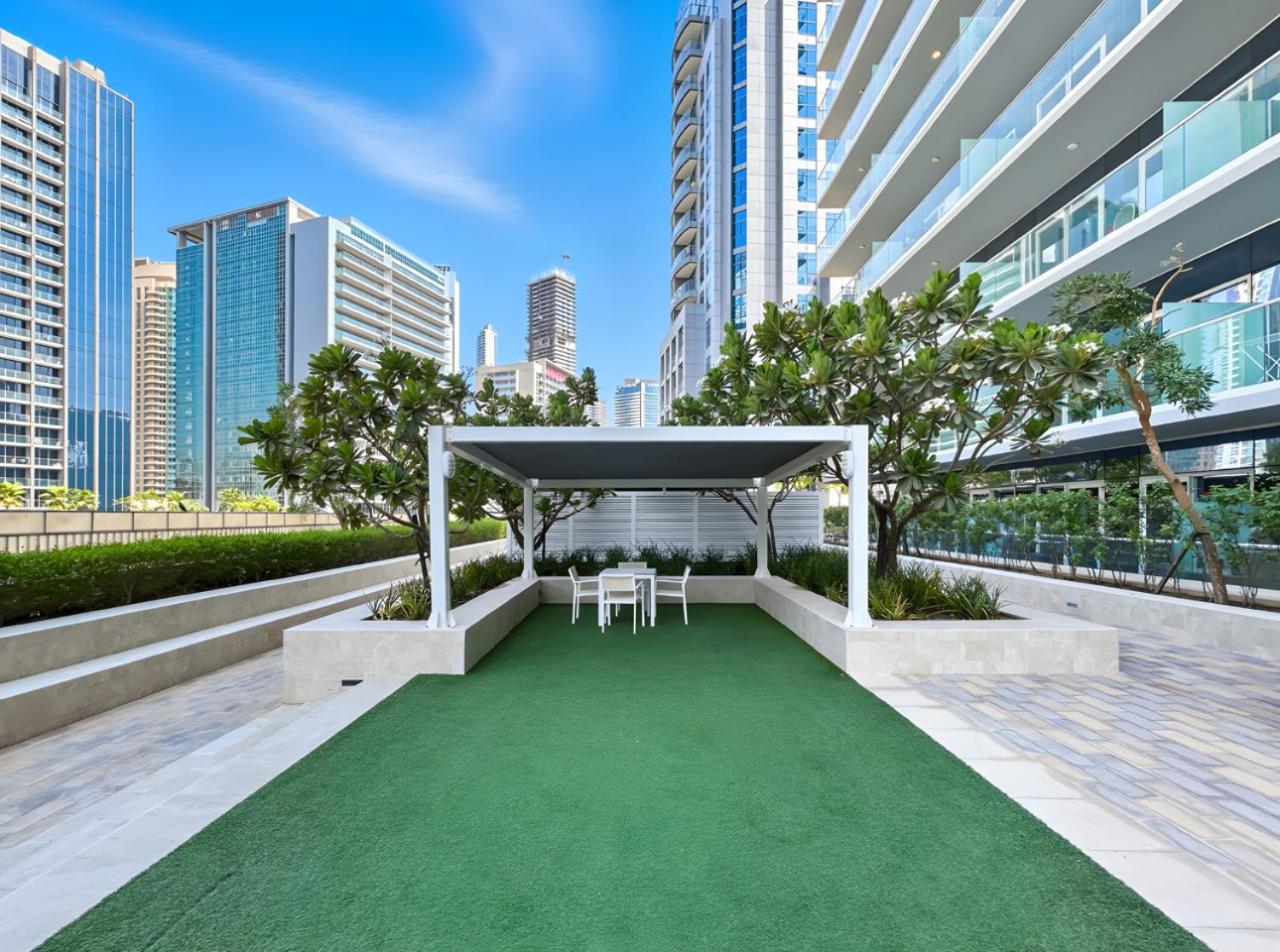 New 1BR with Burj Khalifa Views Near Dubai Mall