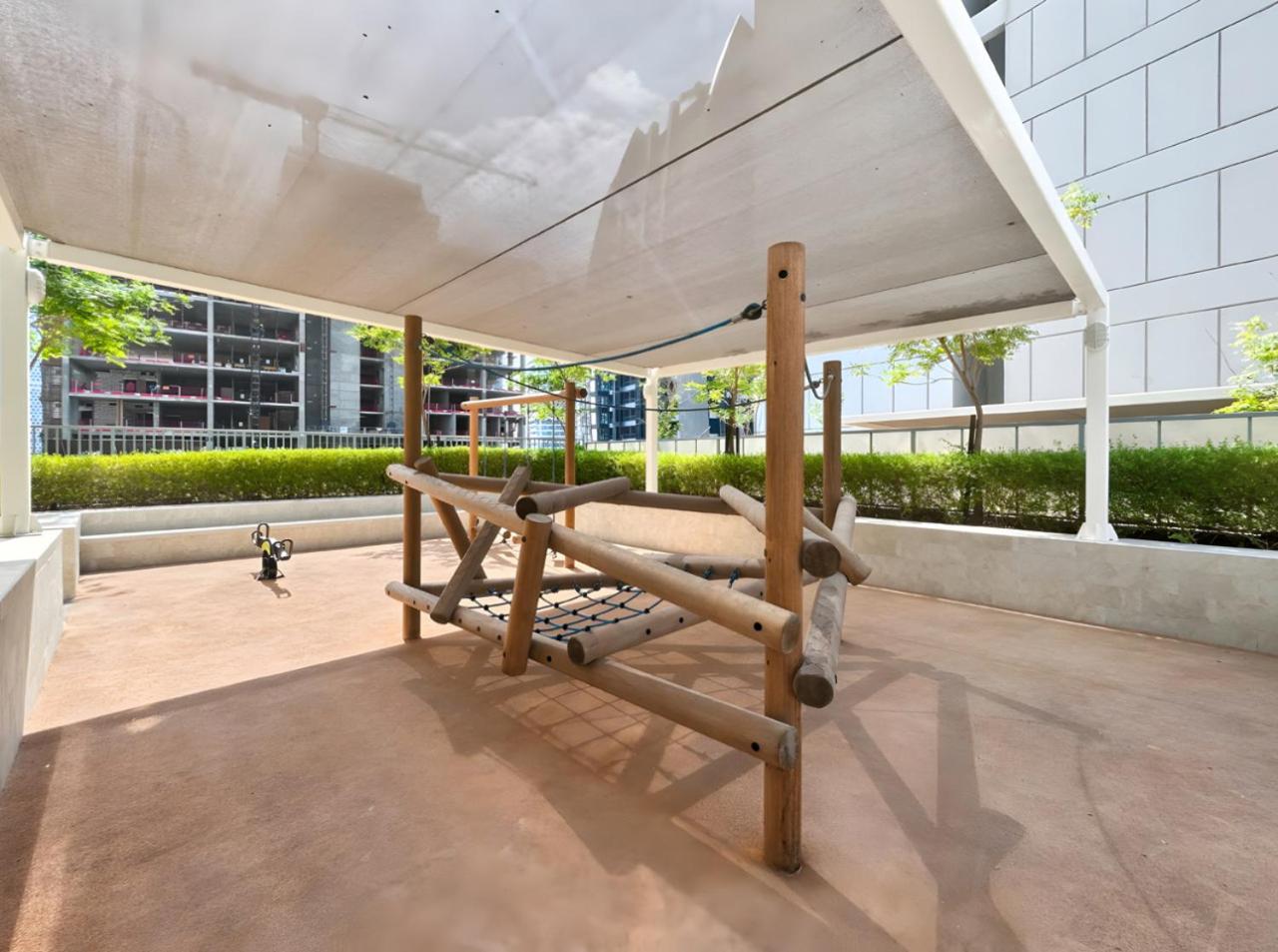 New 1BR with Burj Khalifa Views Near Dubai Mall