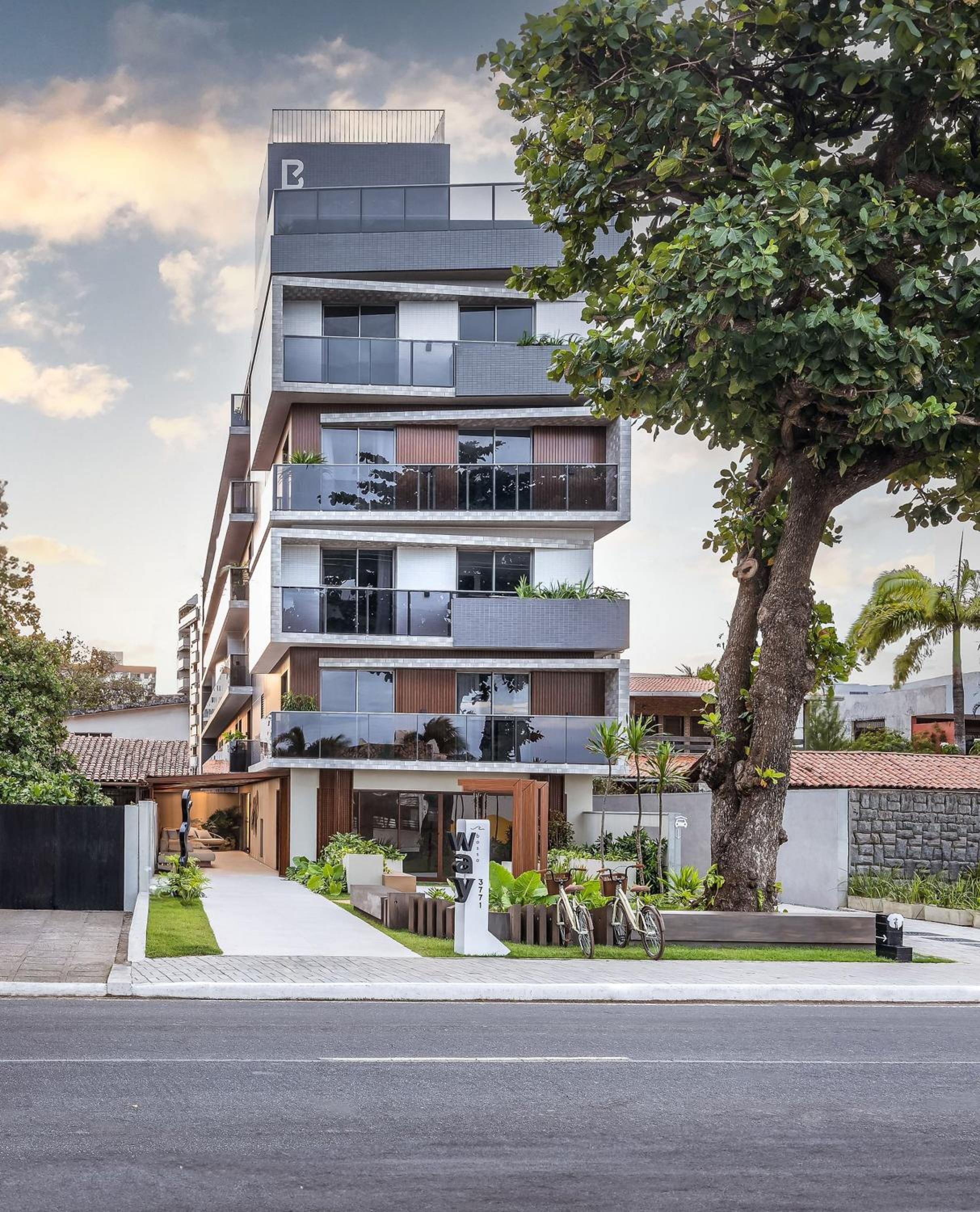 Way Bossa #I3 - Double at Bessa by Carpediem