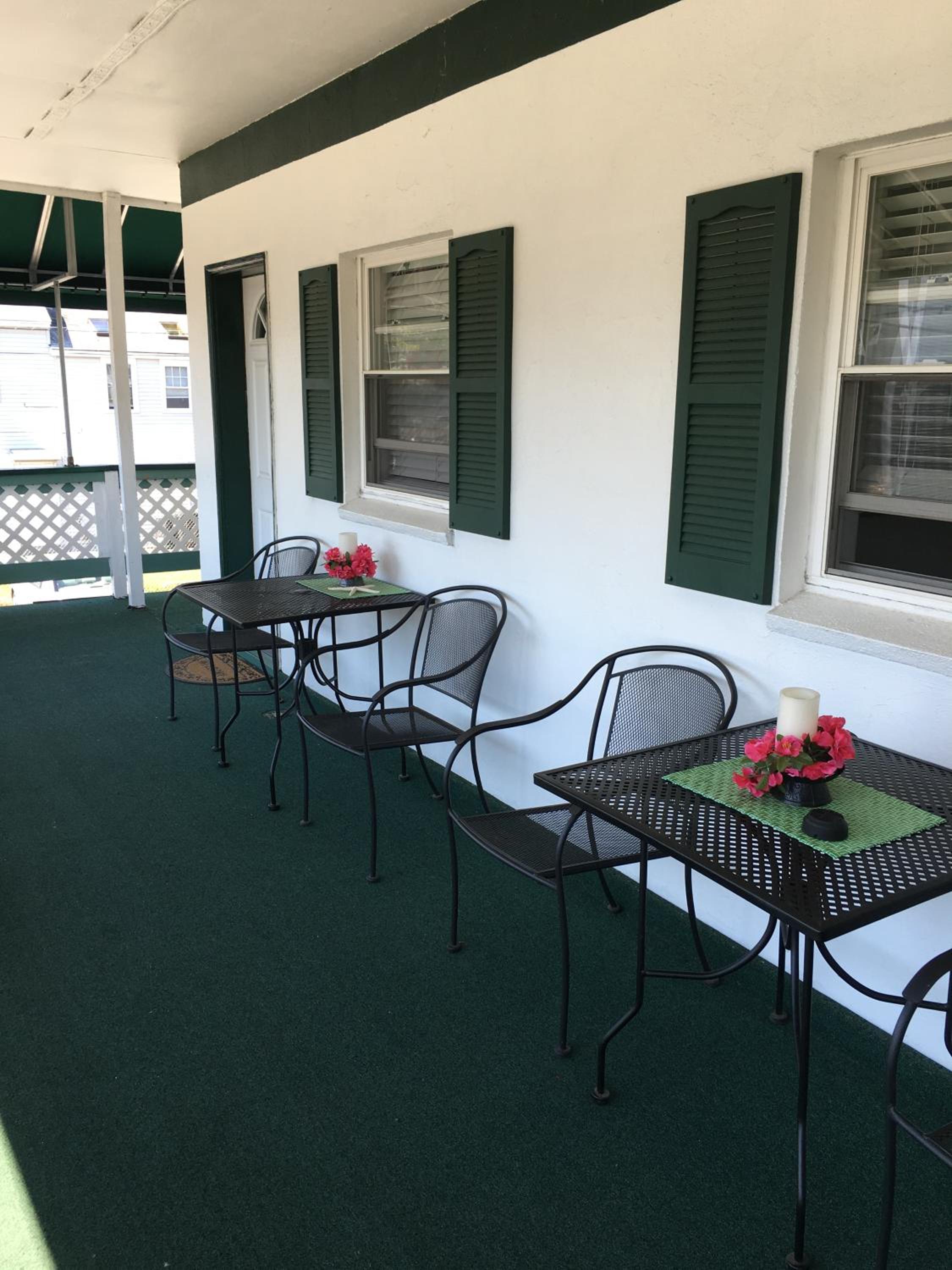 balcony