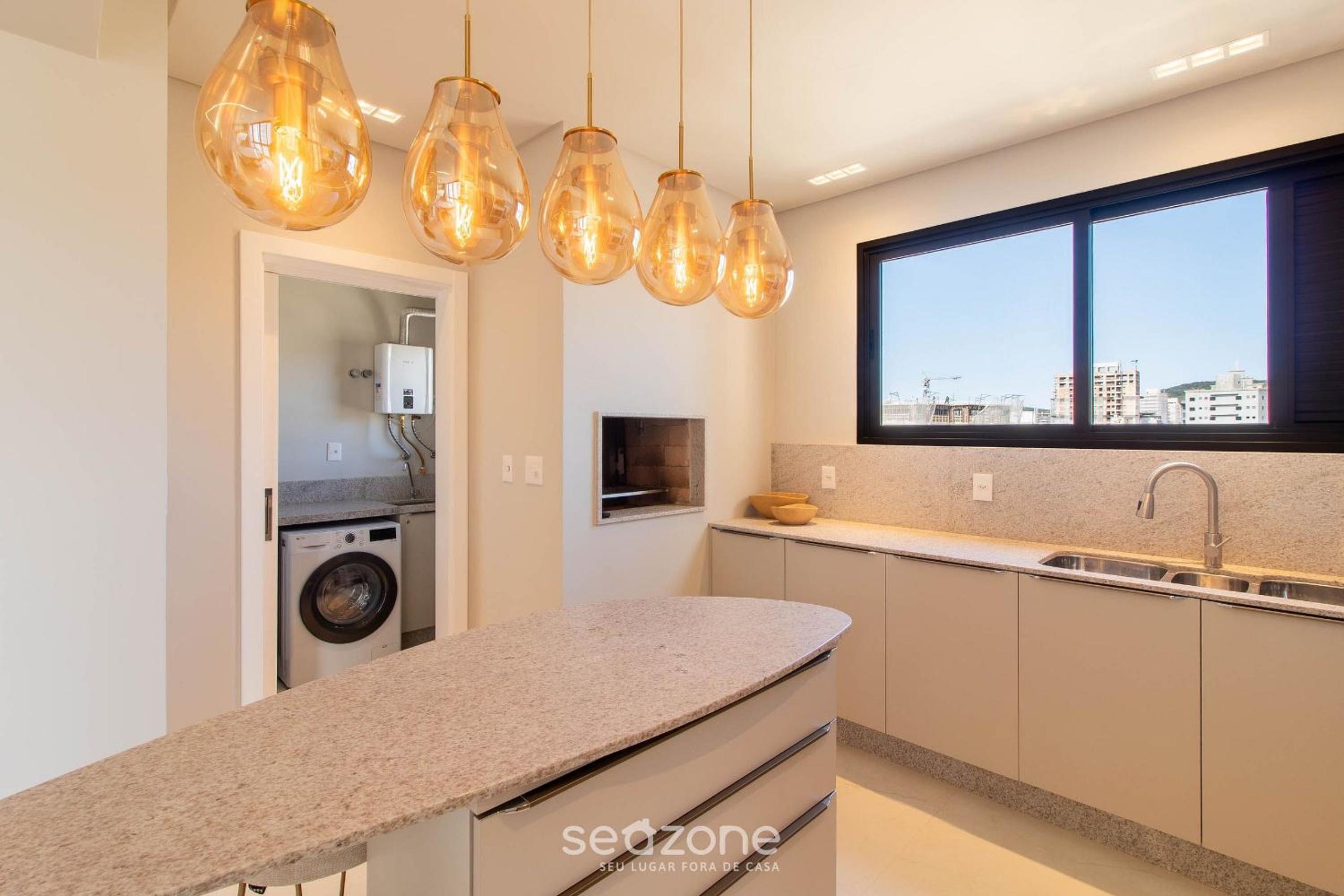 Well-Equipped Apartments 100m from the Beach - EVR
