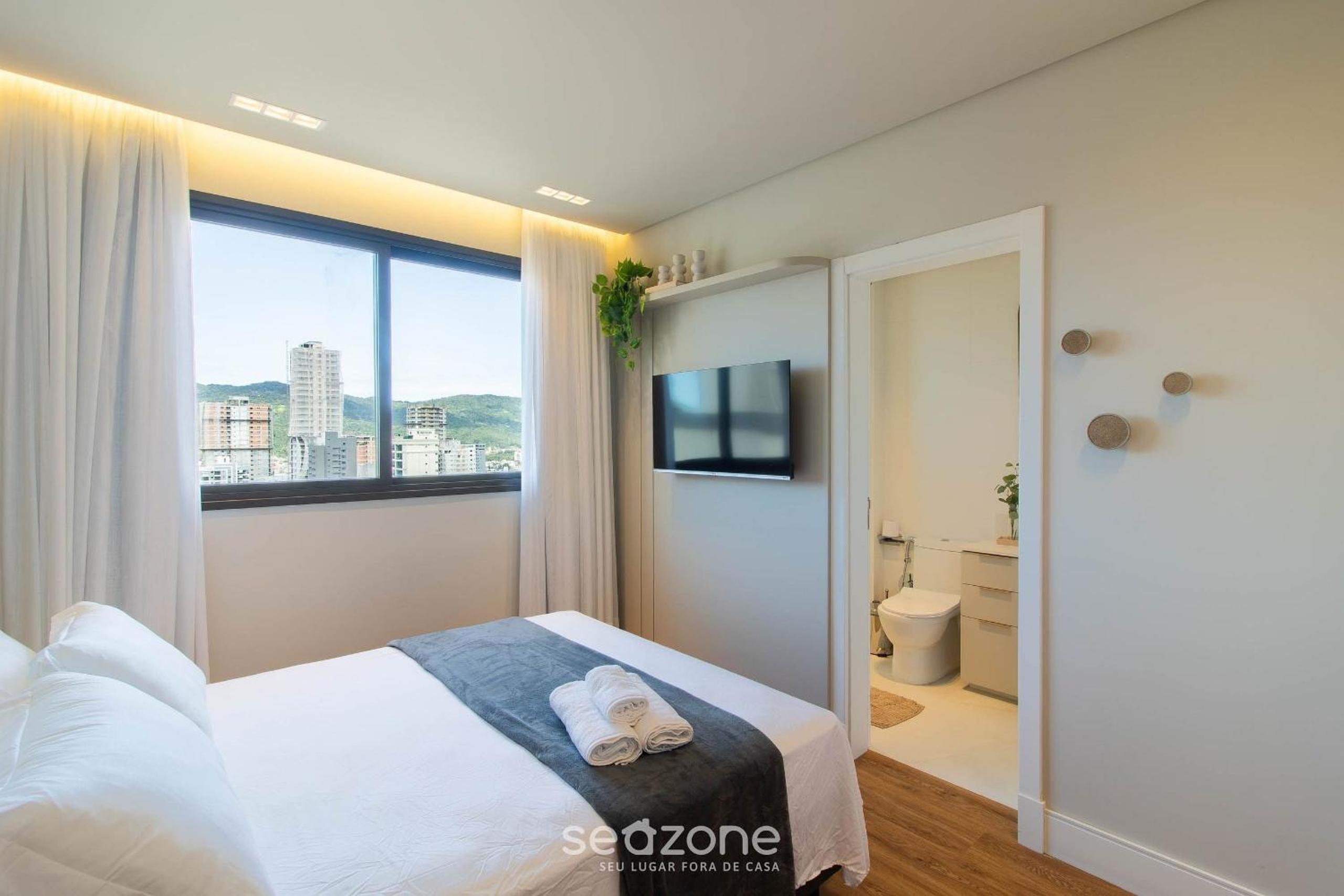 Well-Equipped Apartments 100m from the Beach - EVR