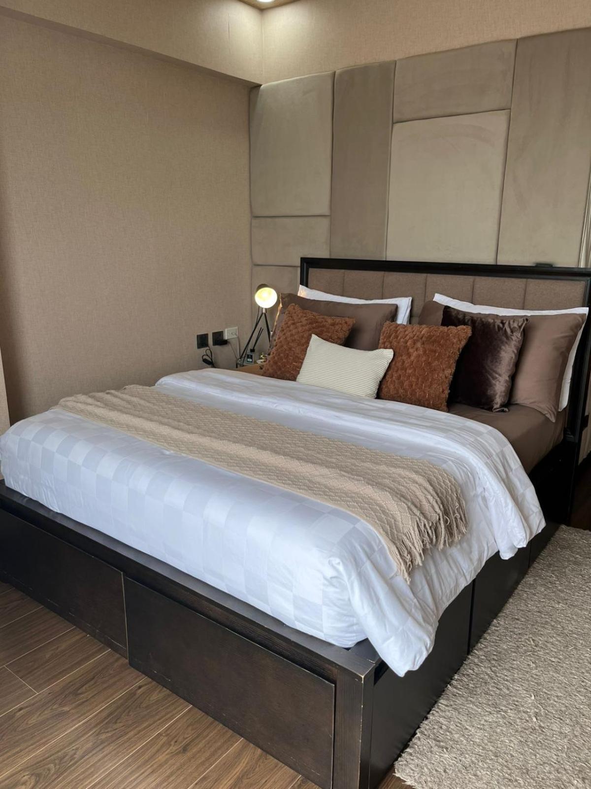 Modern & Cozy 1BR with City and Mt Apo View near Abreeza Mall