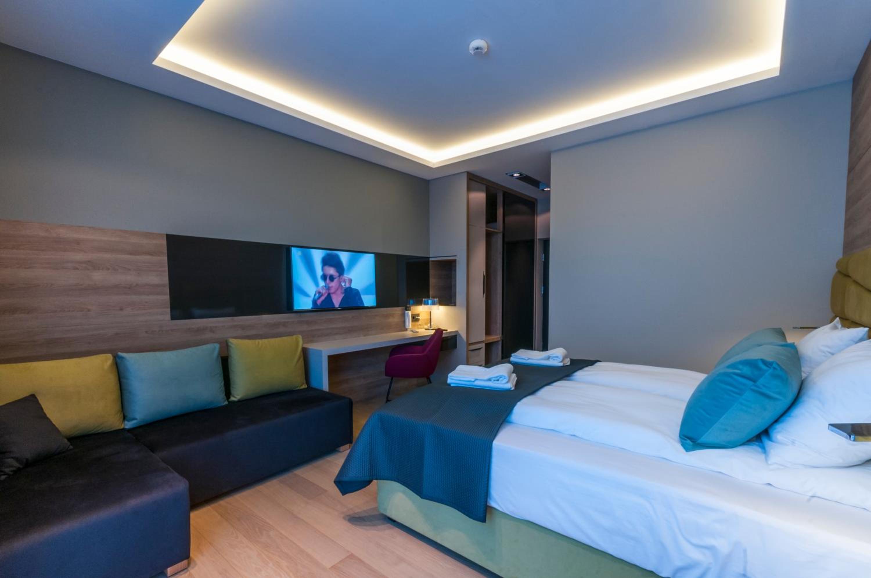 Photo 87