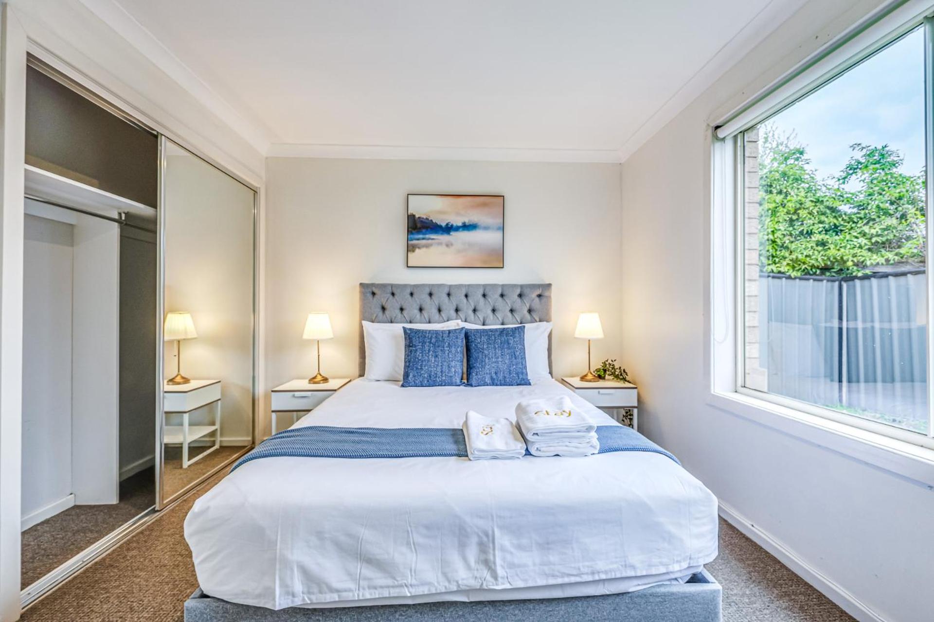 StayAU Newly 8 Beds Spacious Home in Derrimut