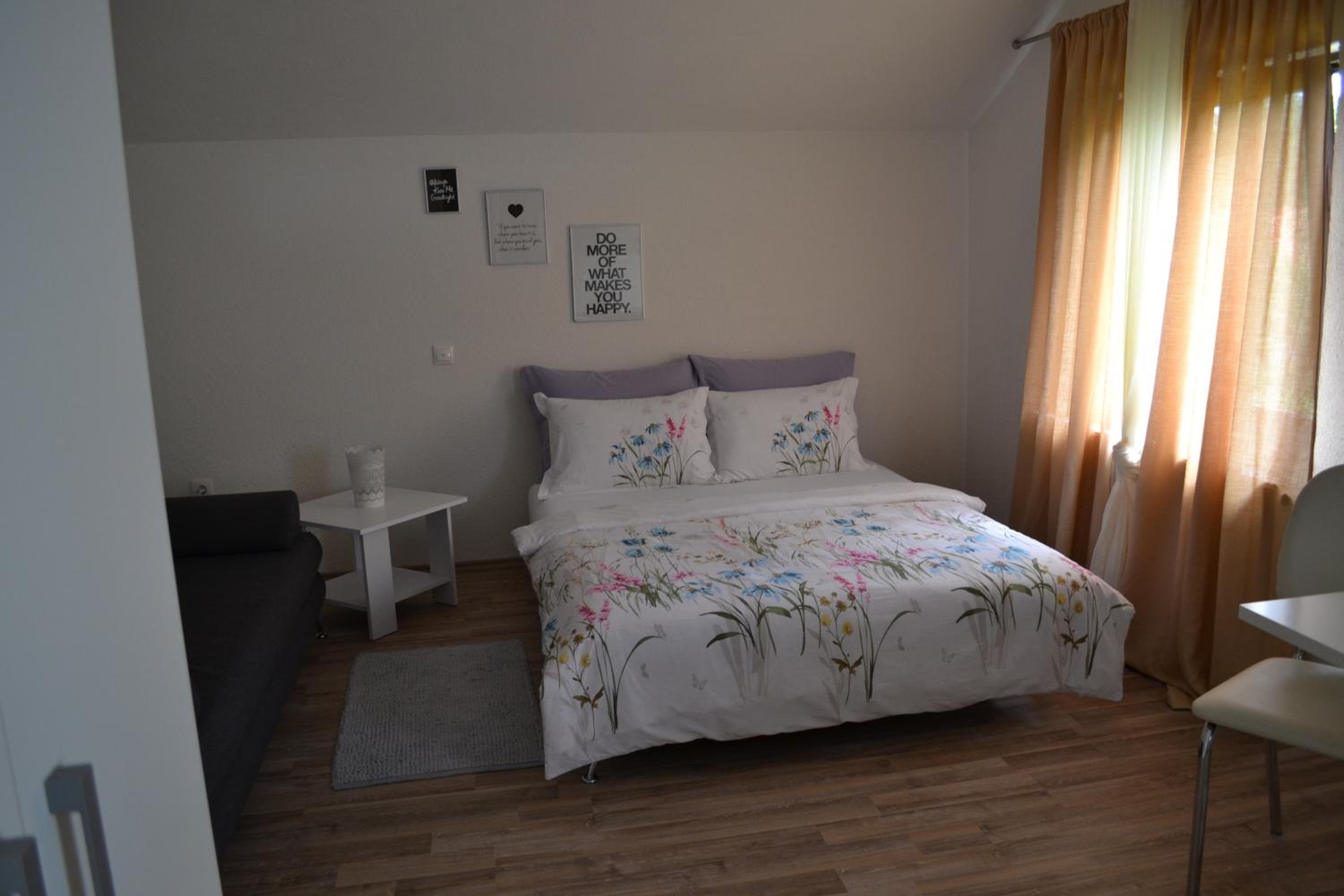 Guesthouse Žalac view 2