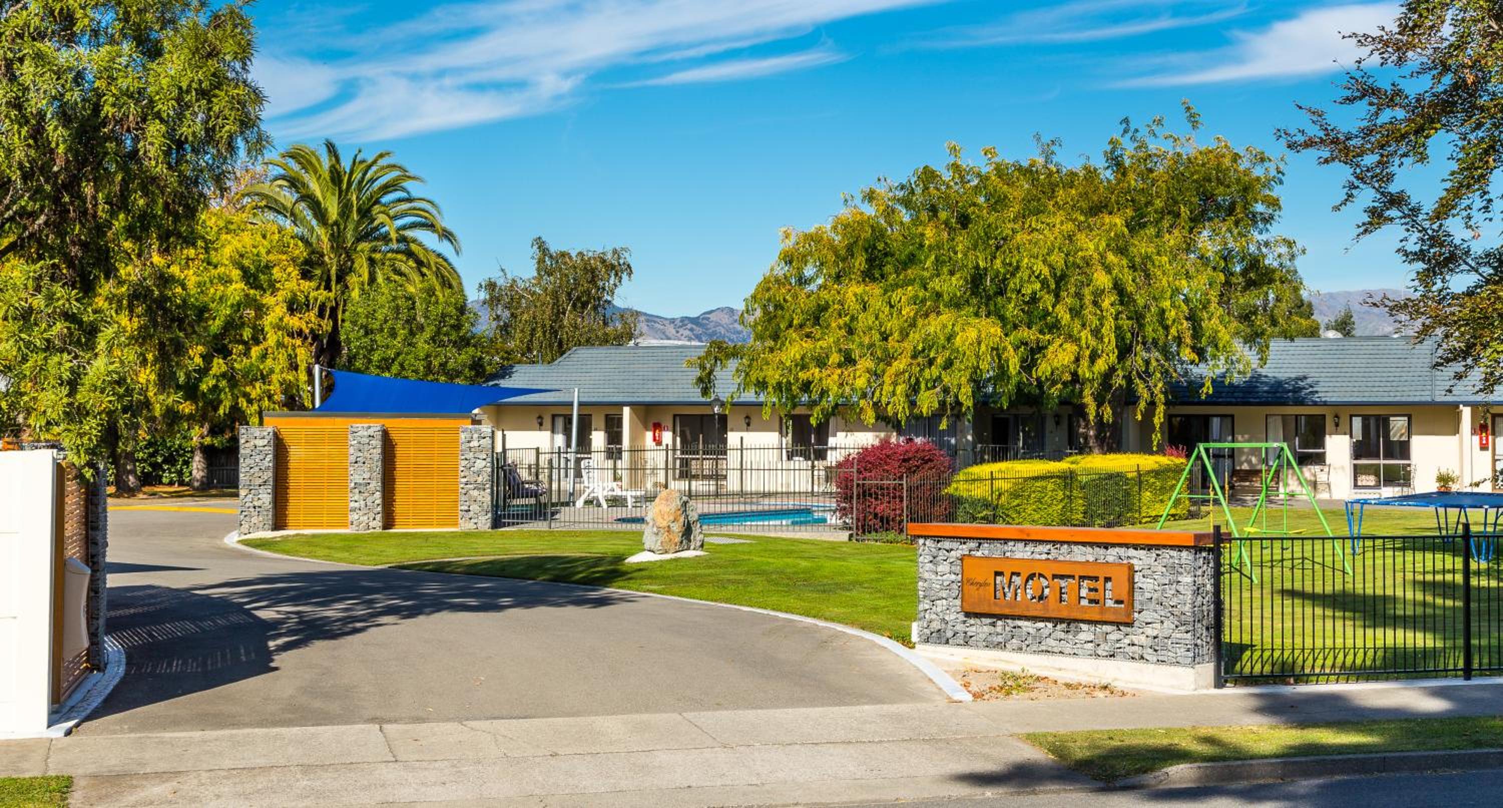 Hotel Cherylea Motel - Image 1