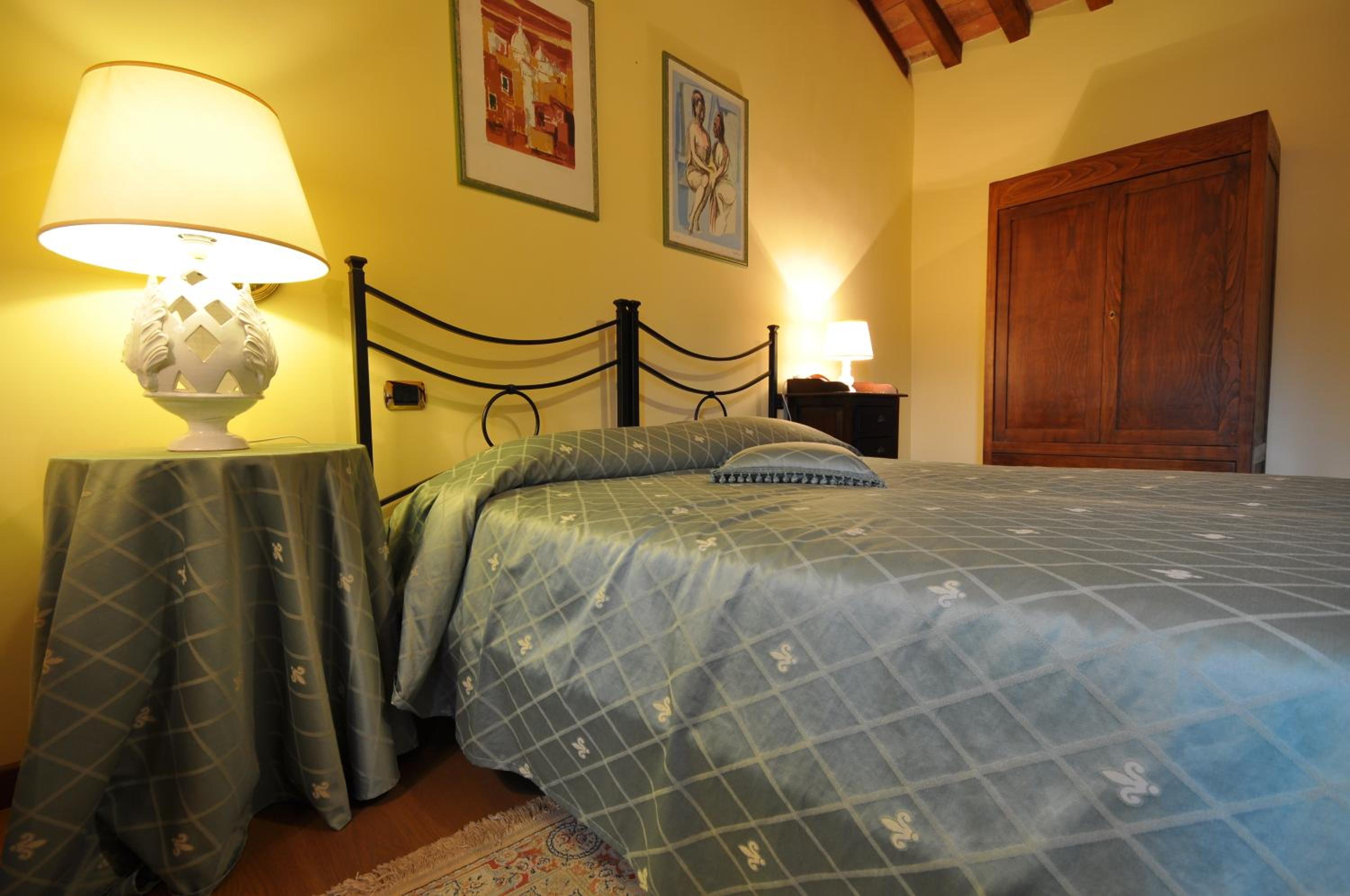 Casale De Santis