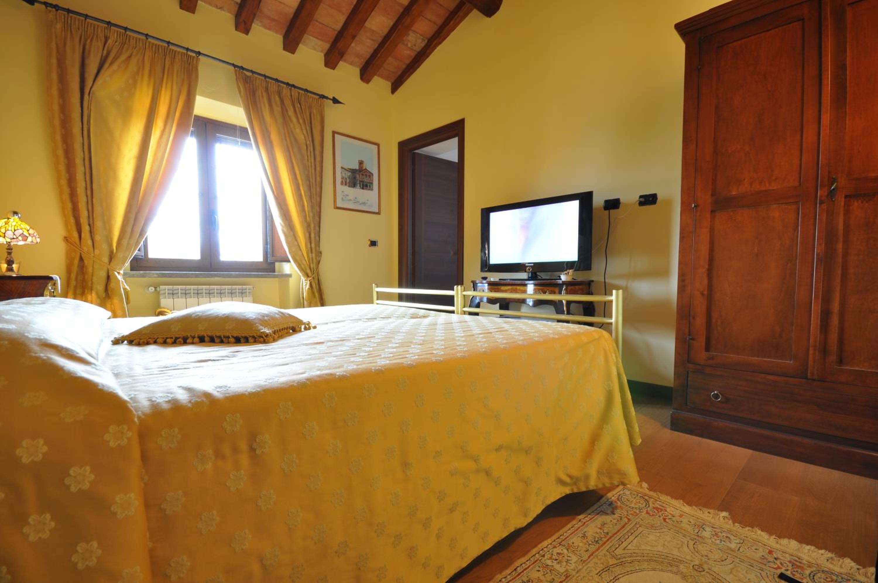 Casale De Santis