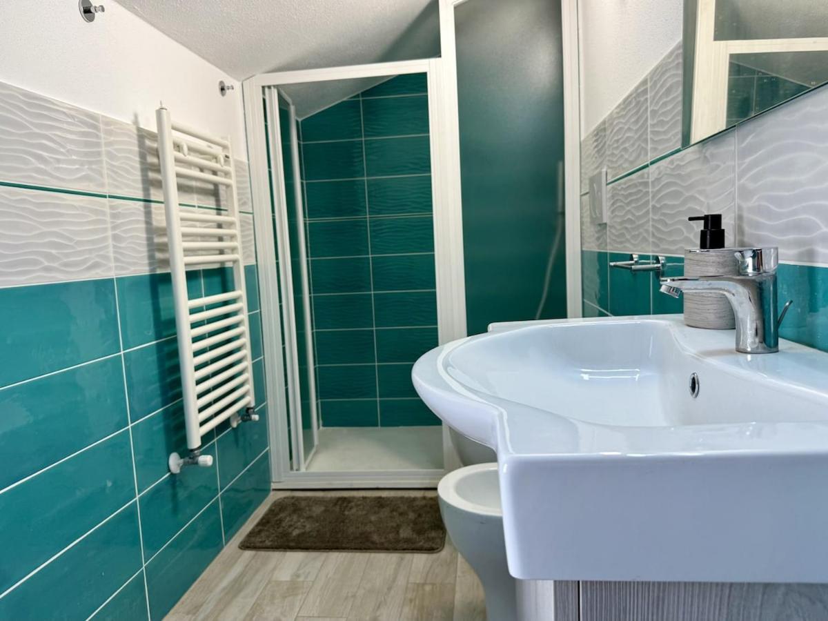 HOST4U - Nuovo Appartamento con Ingresso Indipendente e Parcheggio Privato - Villa Catocce