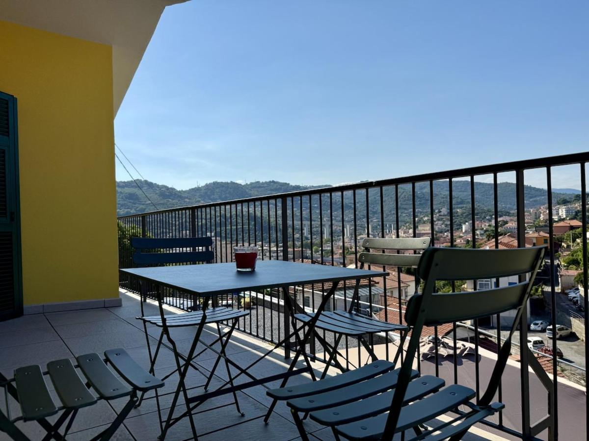 HOST4U - Nuovo Appartamento con Ingresso Indipendente e Parcheggio Privato - Villa Catocce