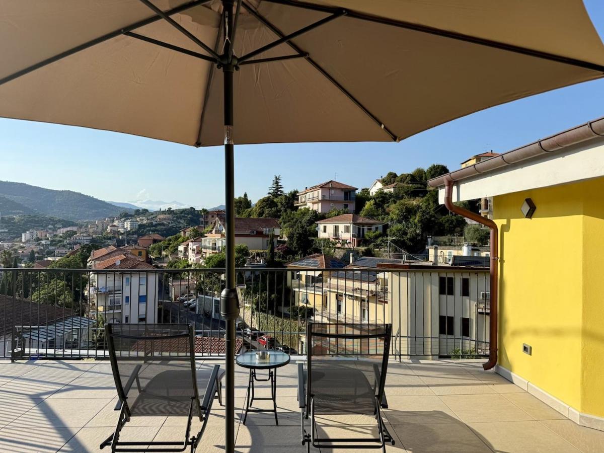 HOST4U - Nuovo Appartamento con Ingresso Indipendente e Parcheggio Privato - Villa Catocce