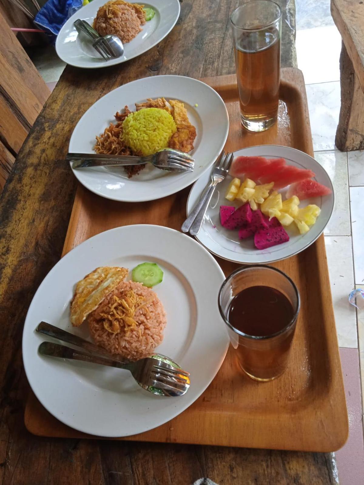 Jungle River 5 BR Villa- Pool, Yoga, Tubing Near Ubud