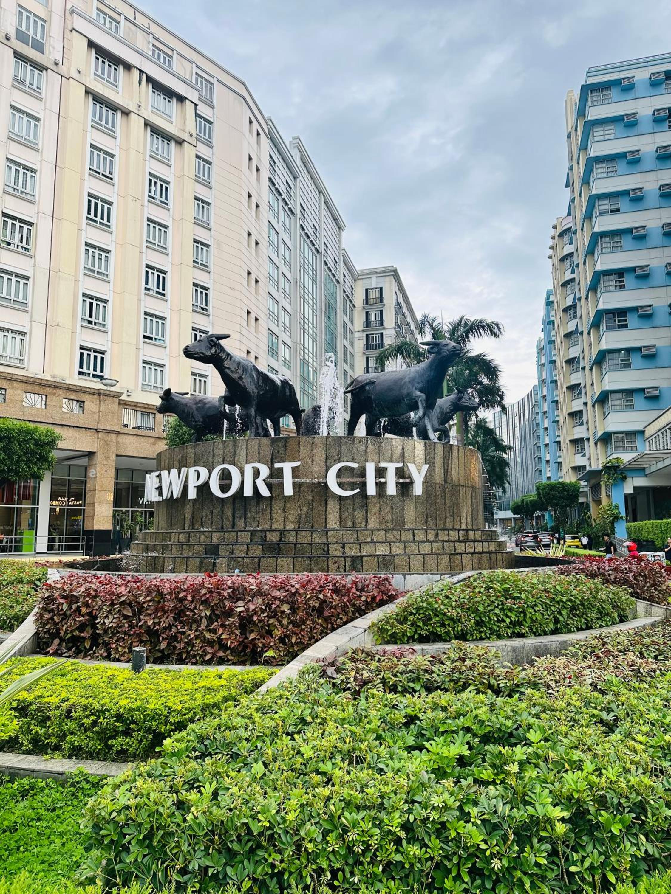We Vibe, 101 Newport Blvd near the airport NAIA 3