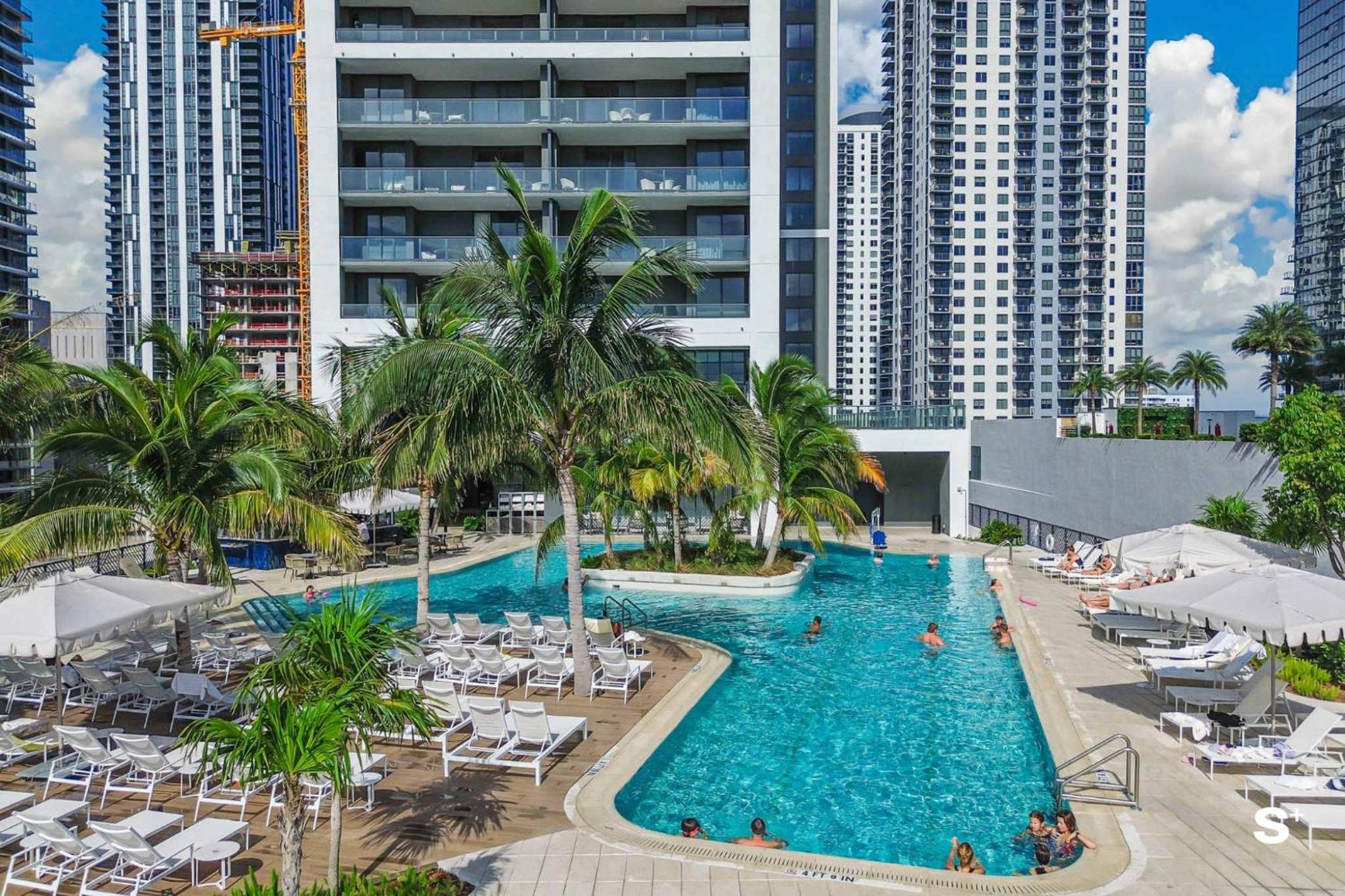Modern DTW Miami Escape with Water Views