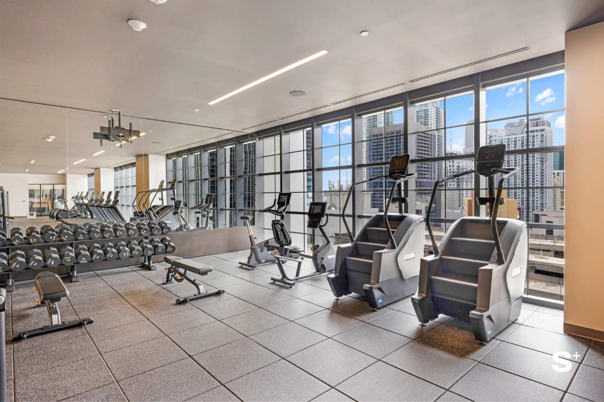 Modern DTW Miami Escape with Water Views