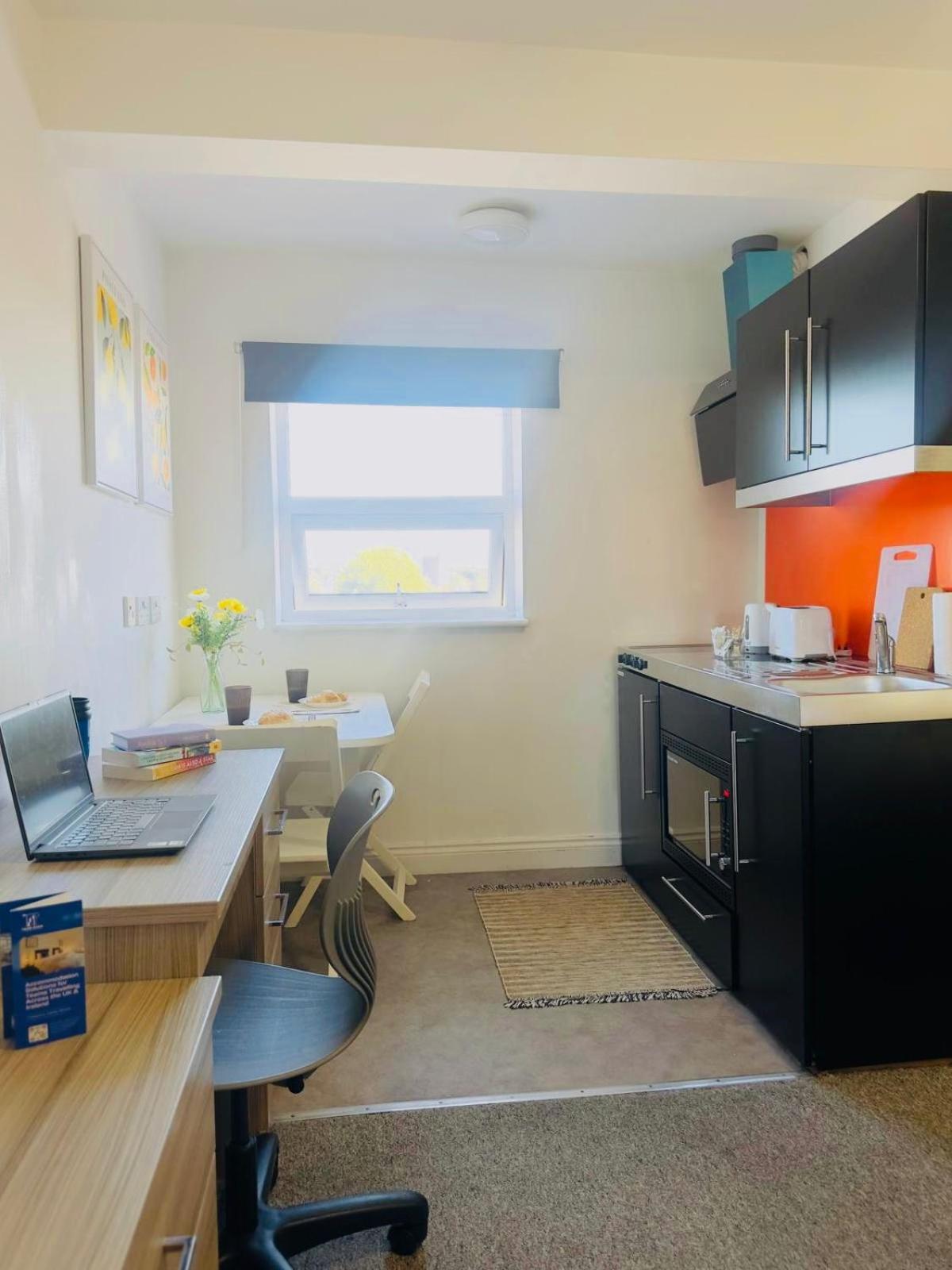 Charming Flats in Southampton