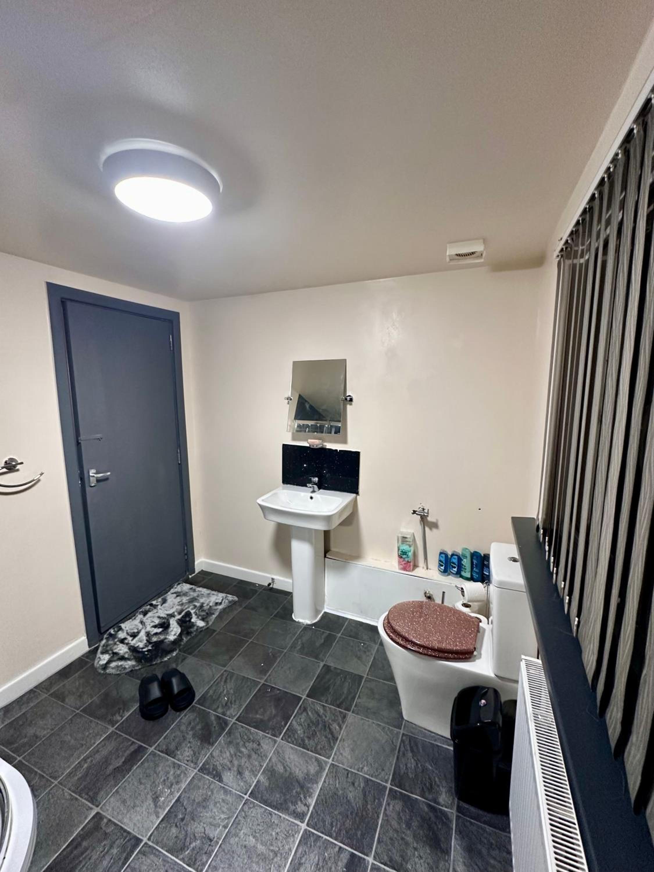 Our Charming 3-Bedroom, 1-Bathroom flat