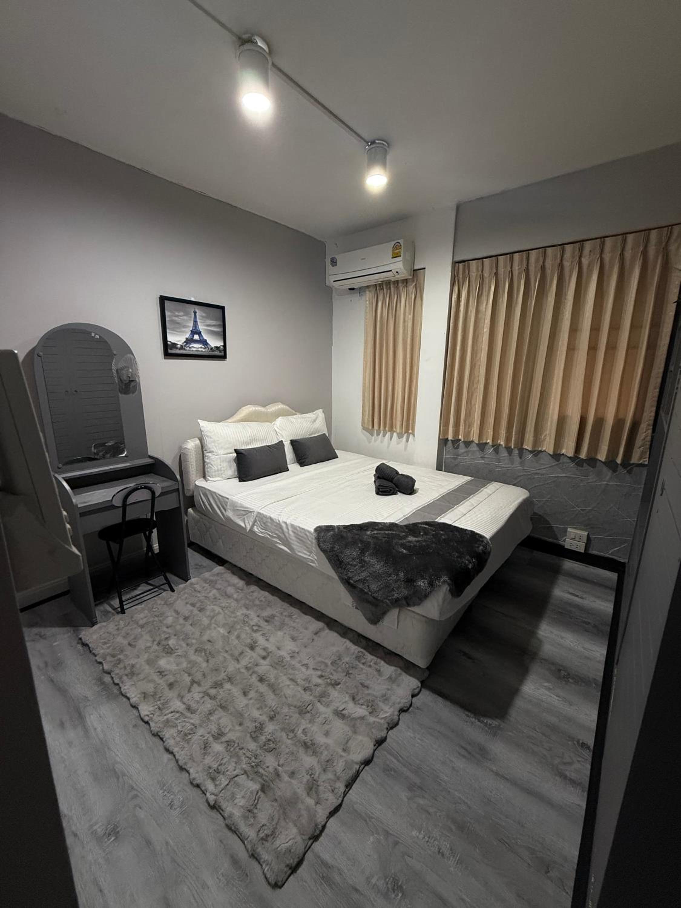 Ree House- Sukhumvit 23
