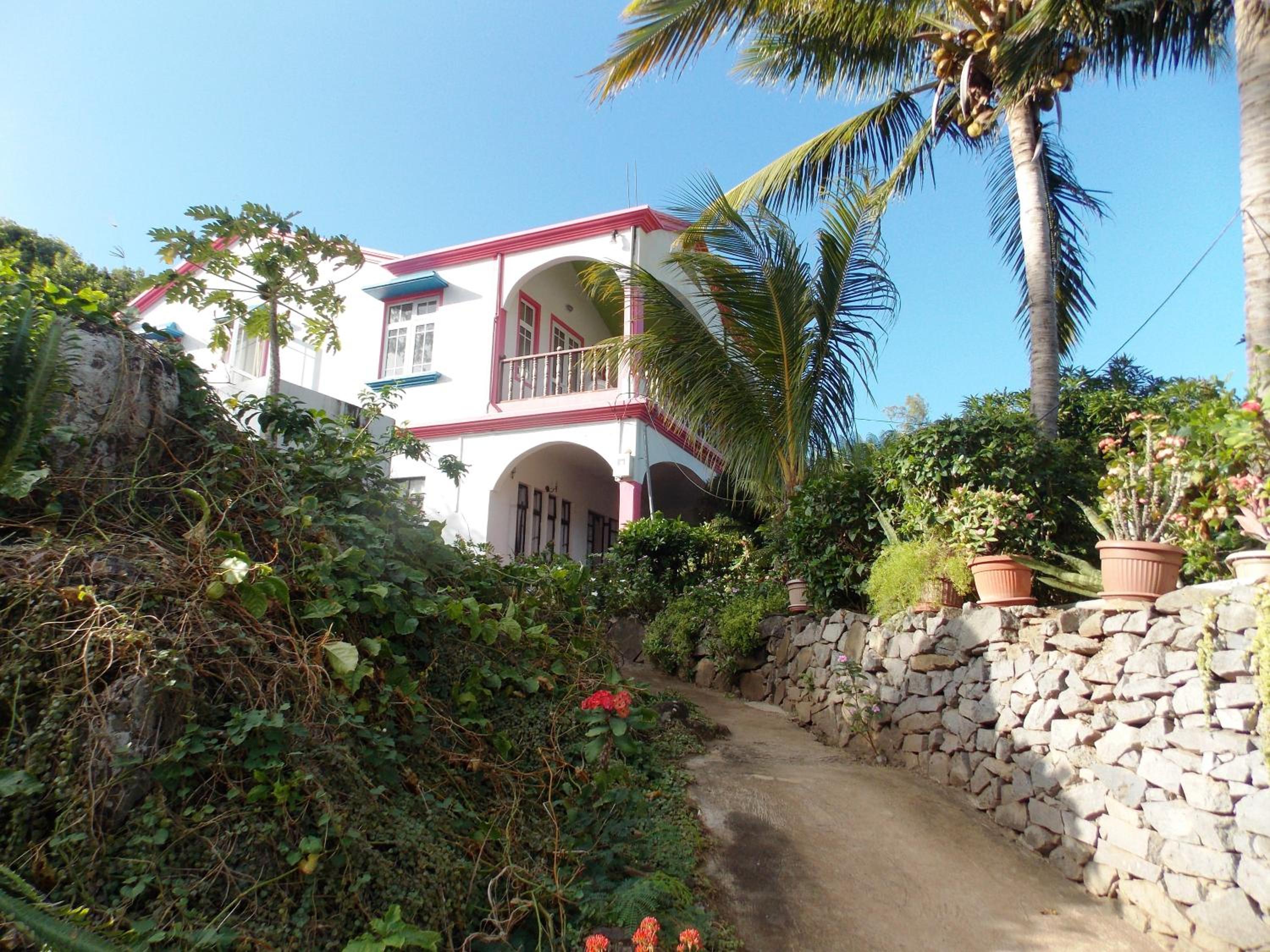 La Villa Allamanda