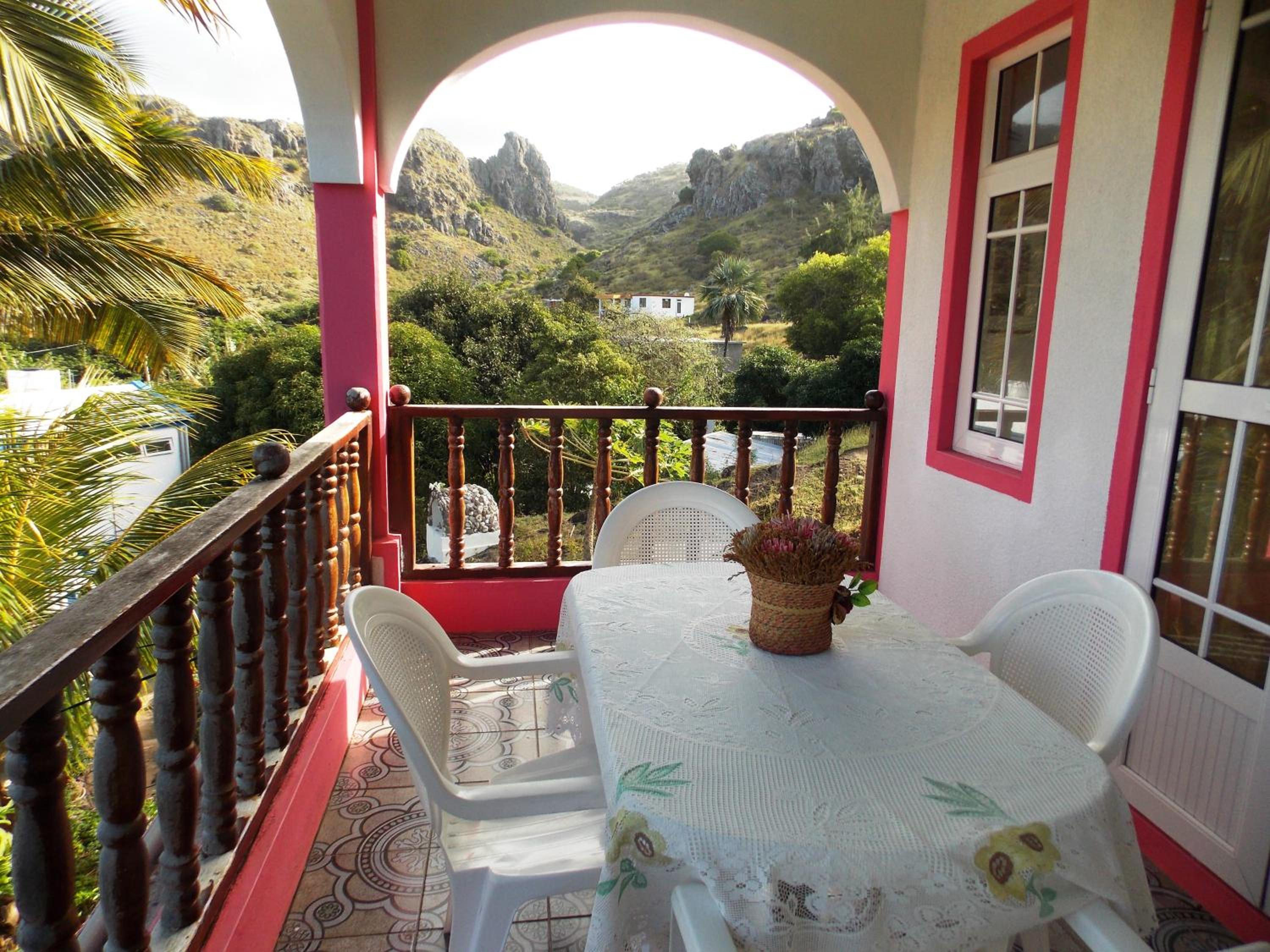 La Villa Allamanda