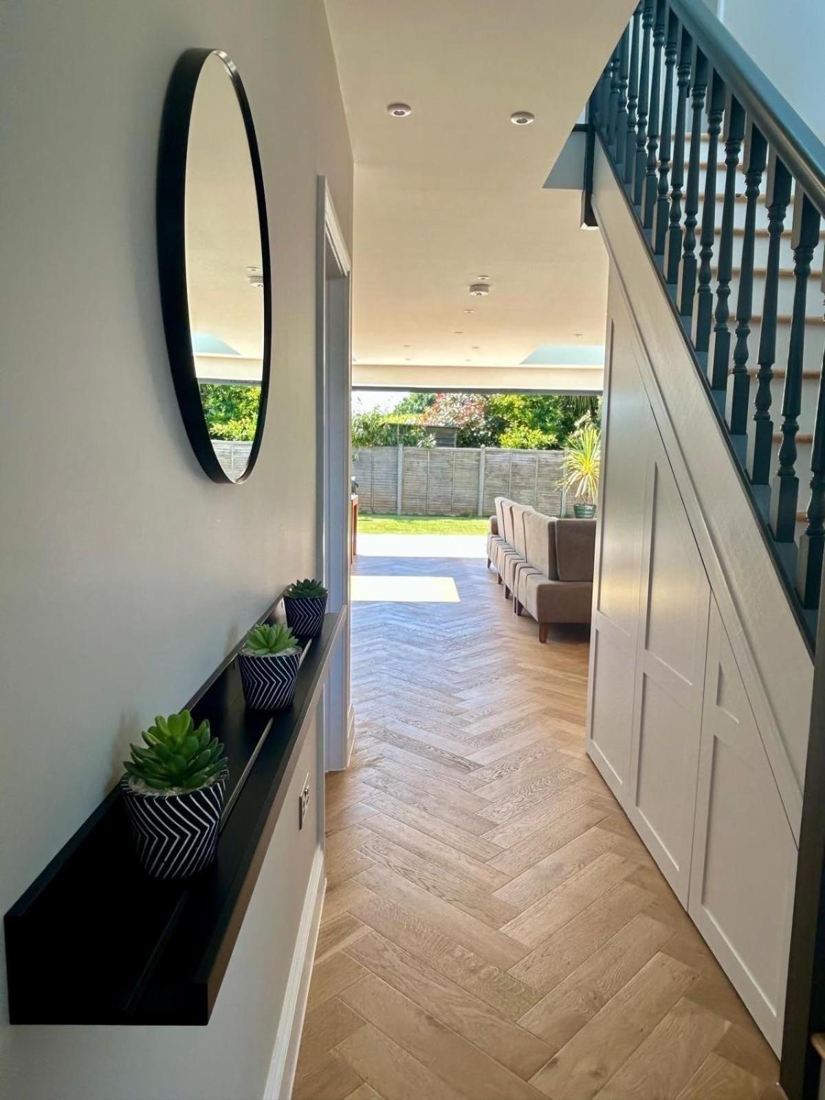 The Crescent Villa Lancing