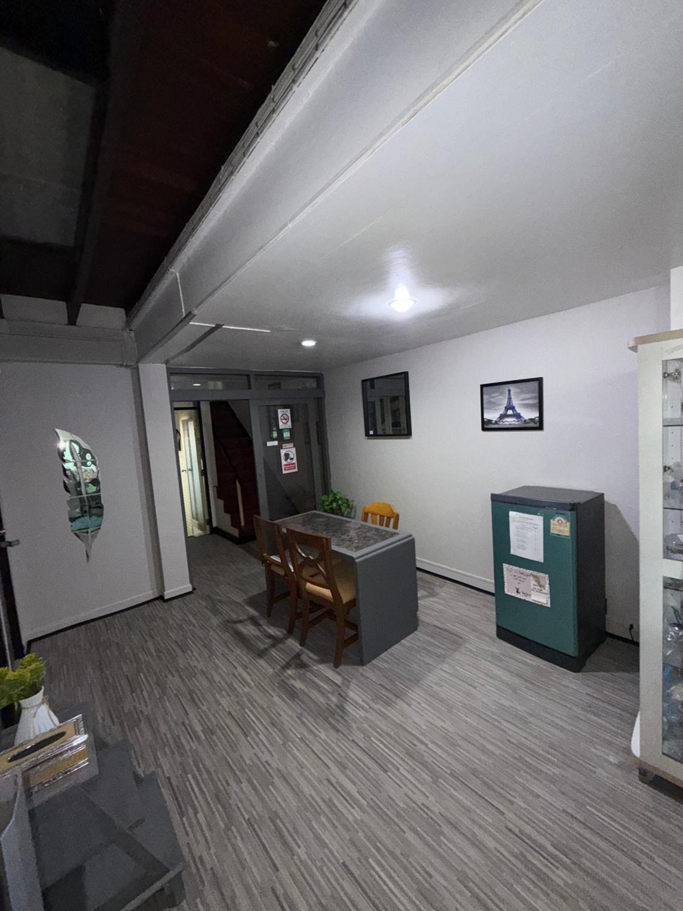 Ree House- Sukhumvit 23