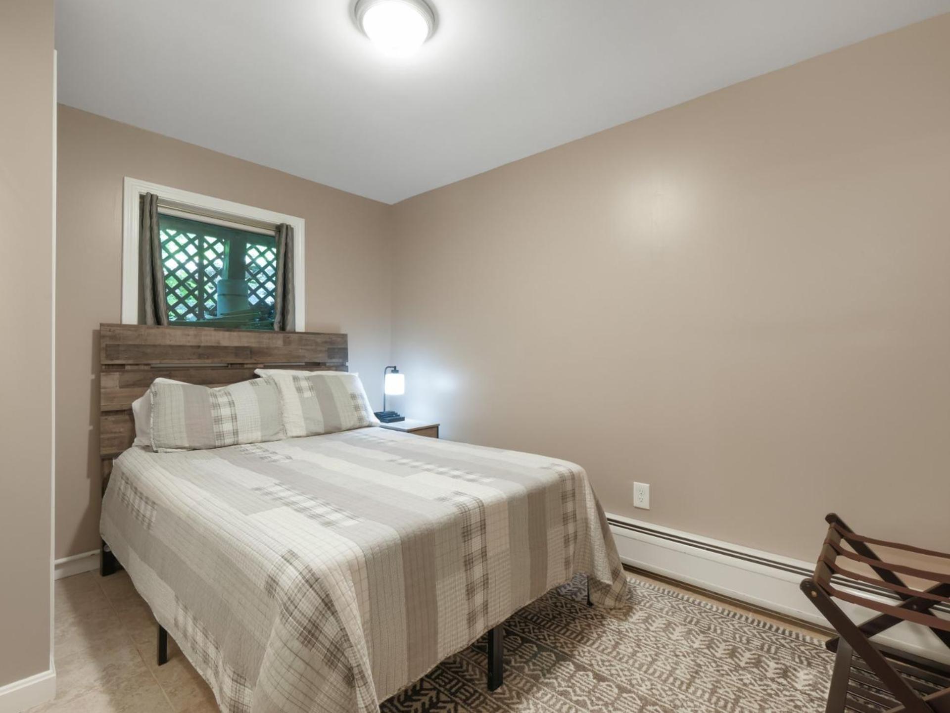 Killington Terrace Lodge - Spacious 5BR Killington Home with 2 Kitchens, Game Room & Pet Friendly