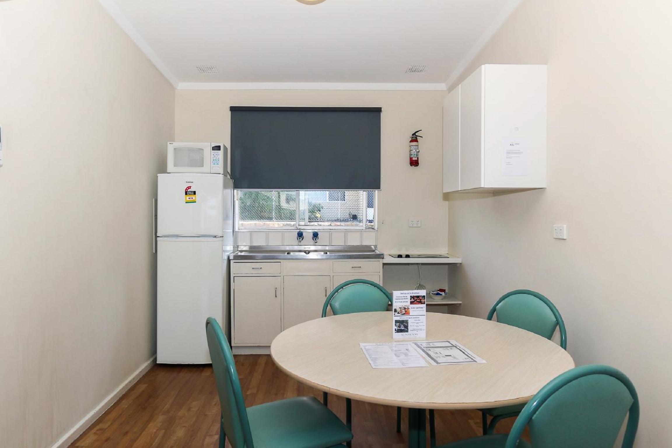 Scarborough Apartment photo 4