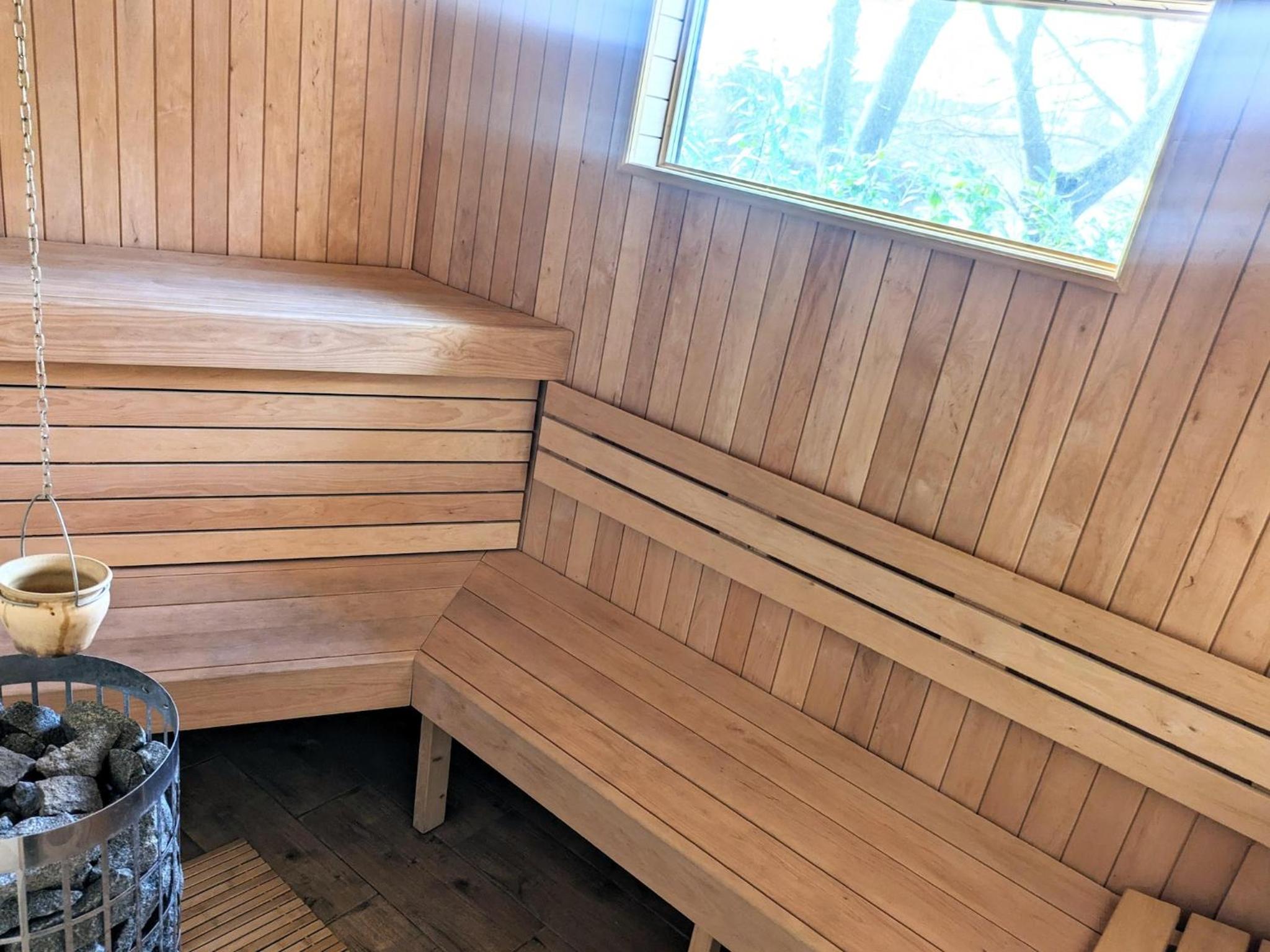 Holiday apartment by the river, sauna included