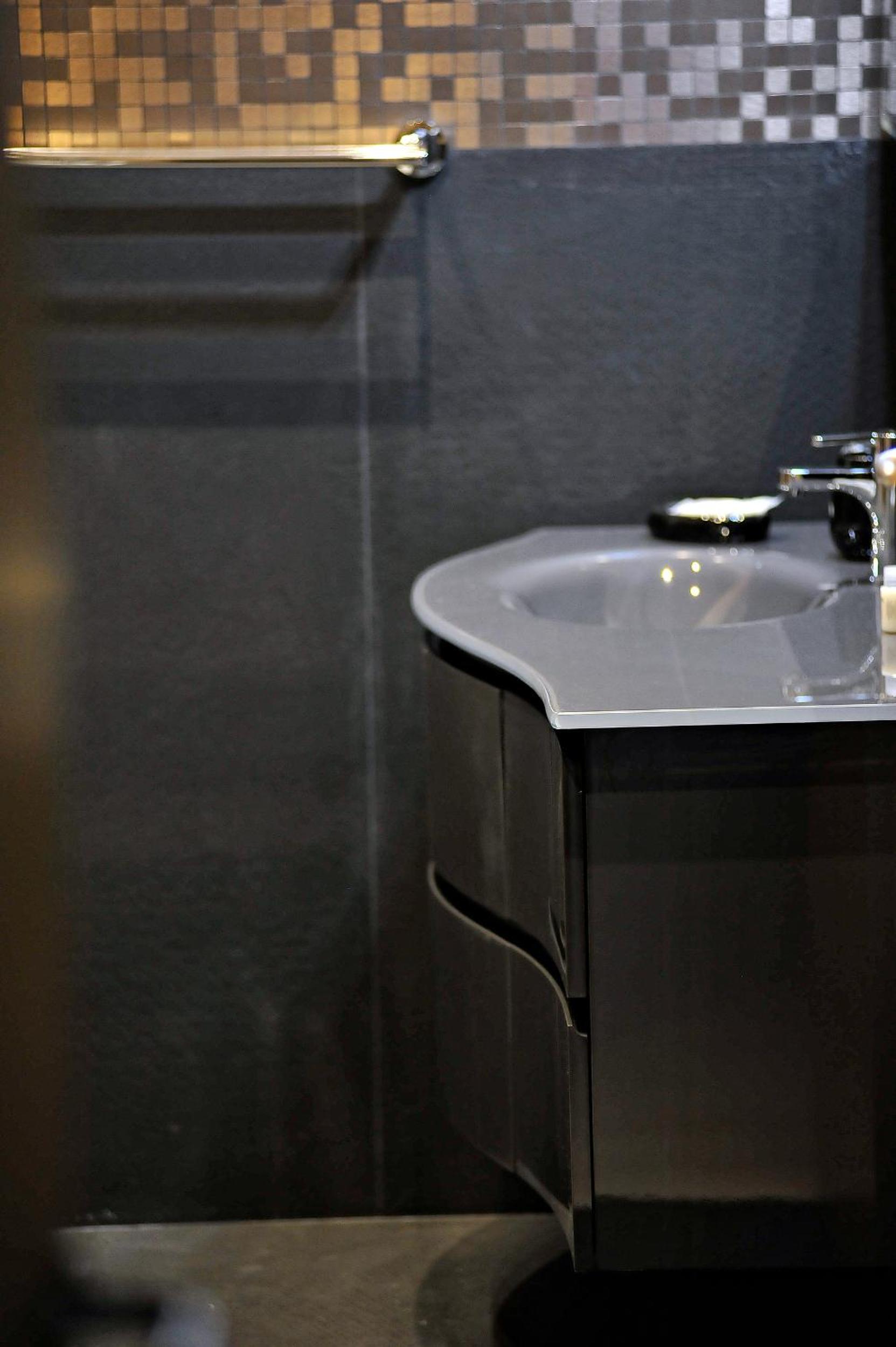 Ariston Suite