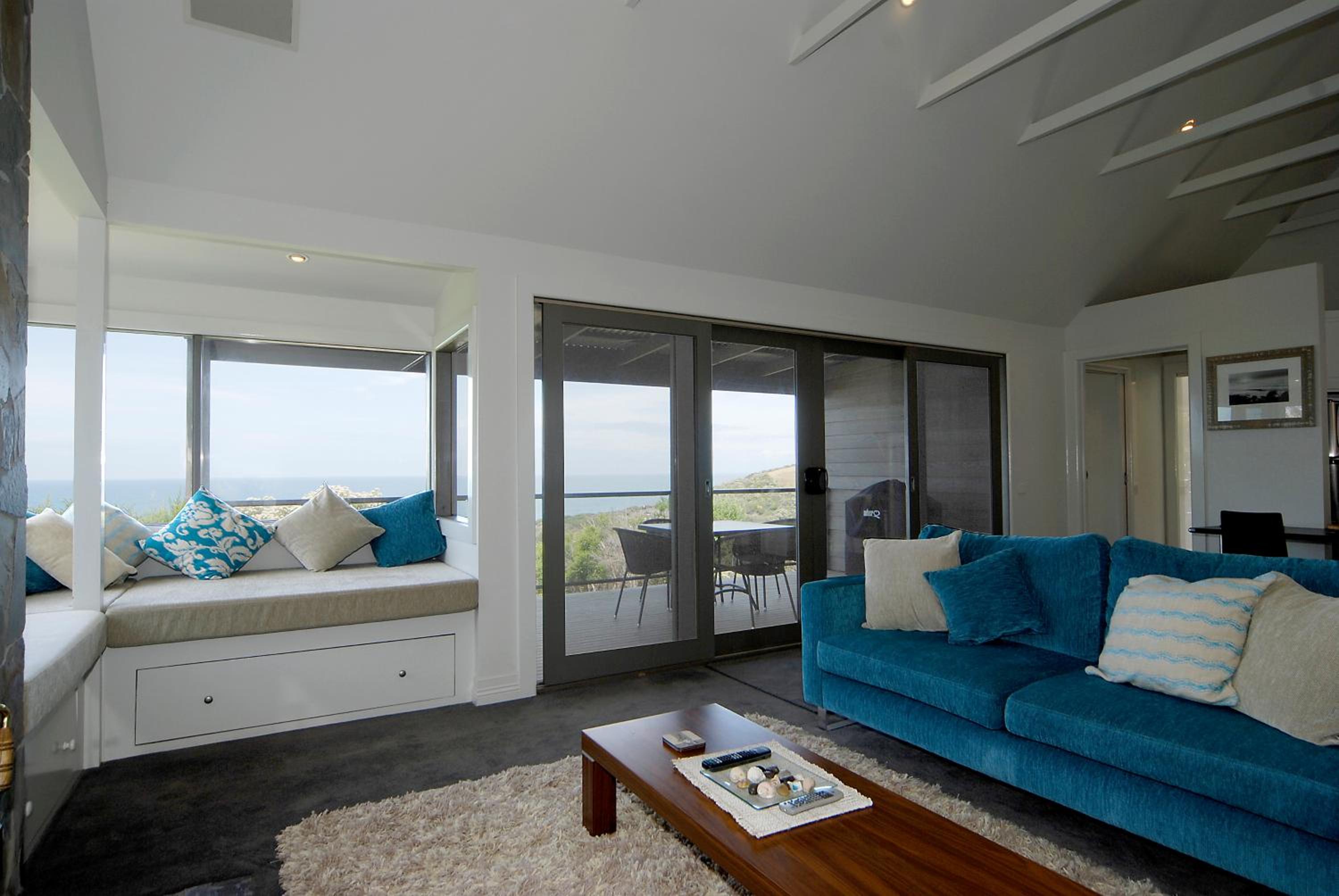 Points South By The Sea