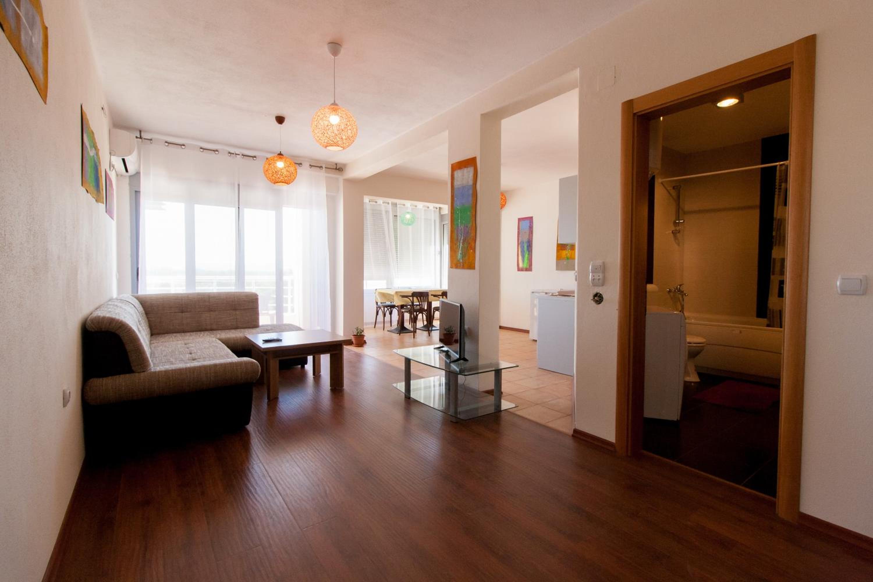 Art I Apartments view 3