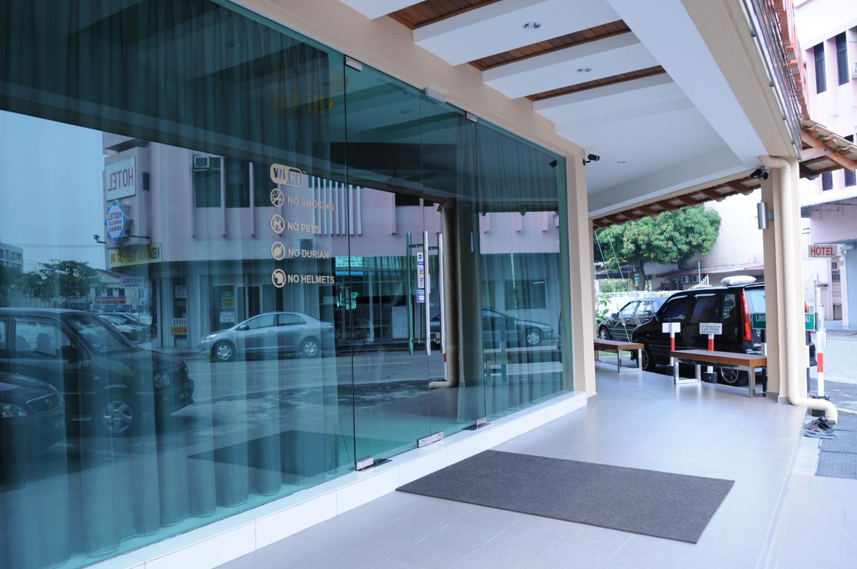 Marina Oriental Hotel photo 5