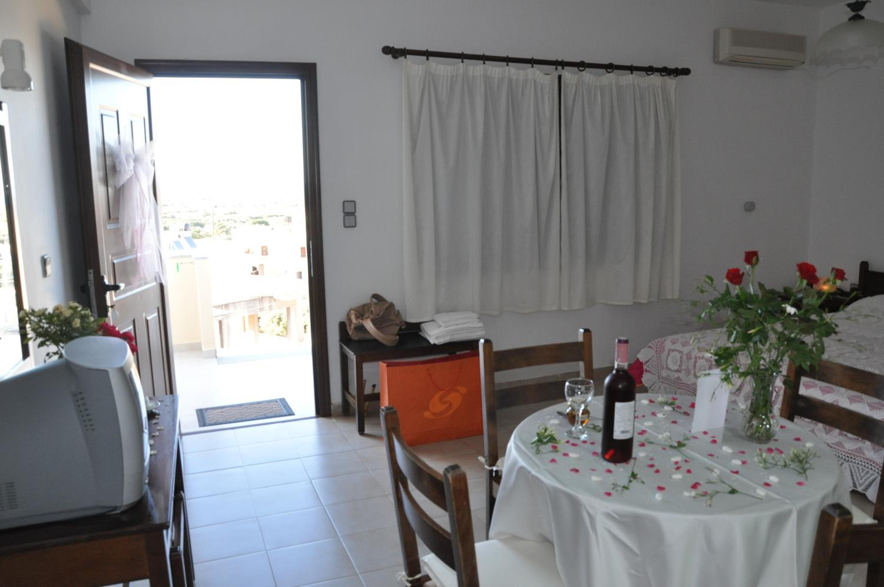 Flamingo Apartments