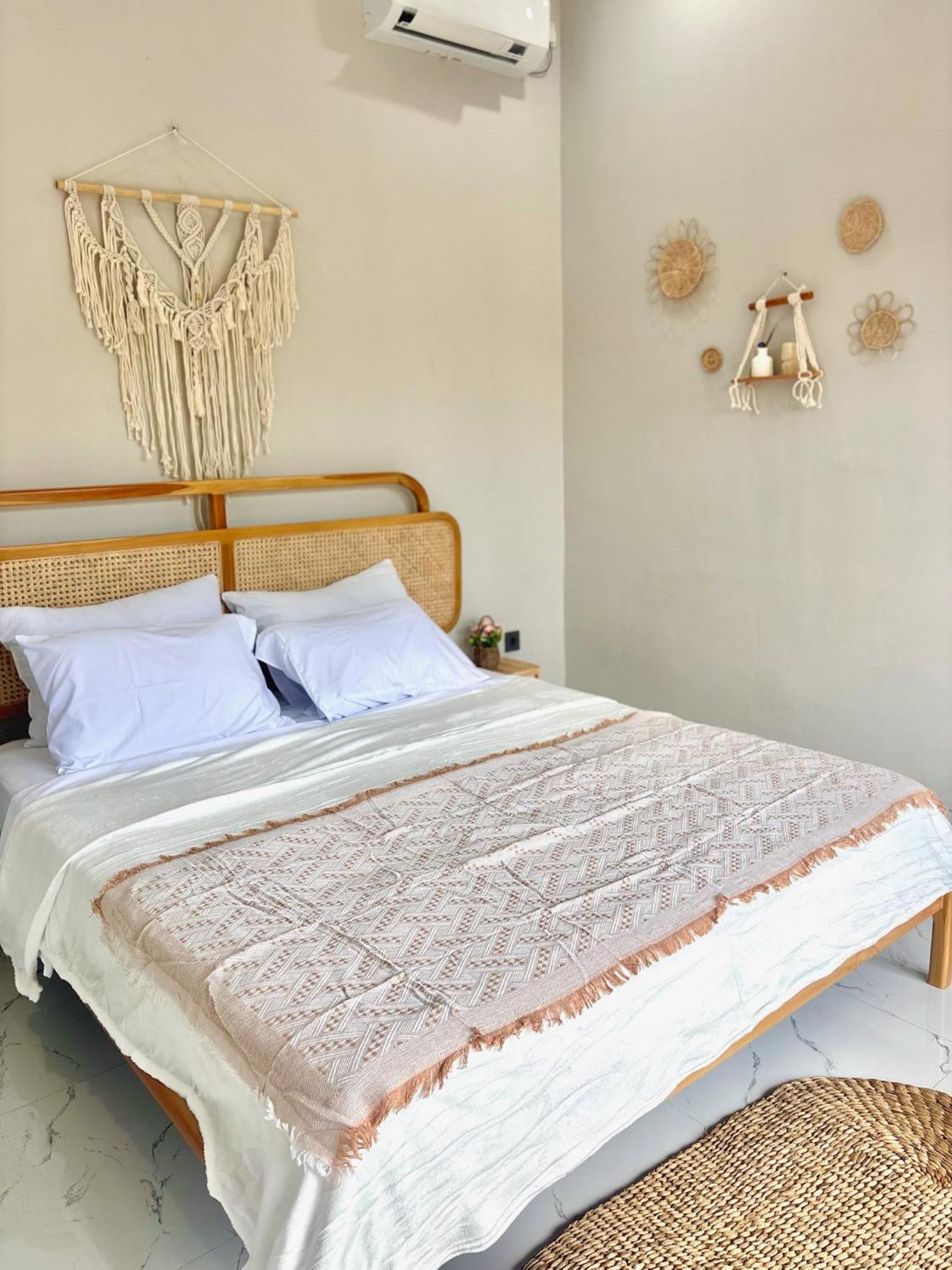 PRIVATE VILLA 3BR -Pool-Sanur-5 mins to Beach