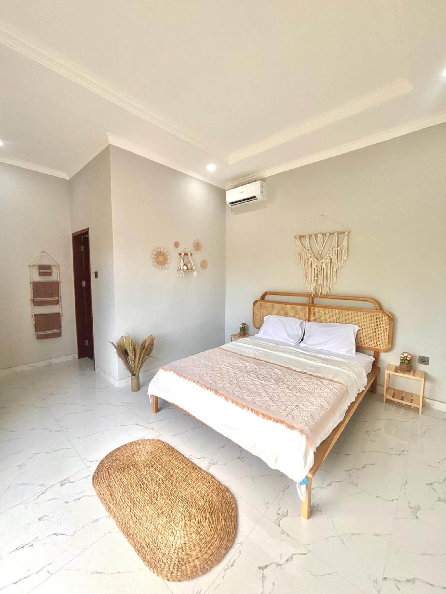 PRIVATE VILLA 3BR -Pool-Sanur-5 mins to Beach