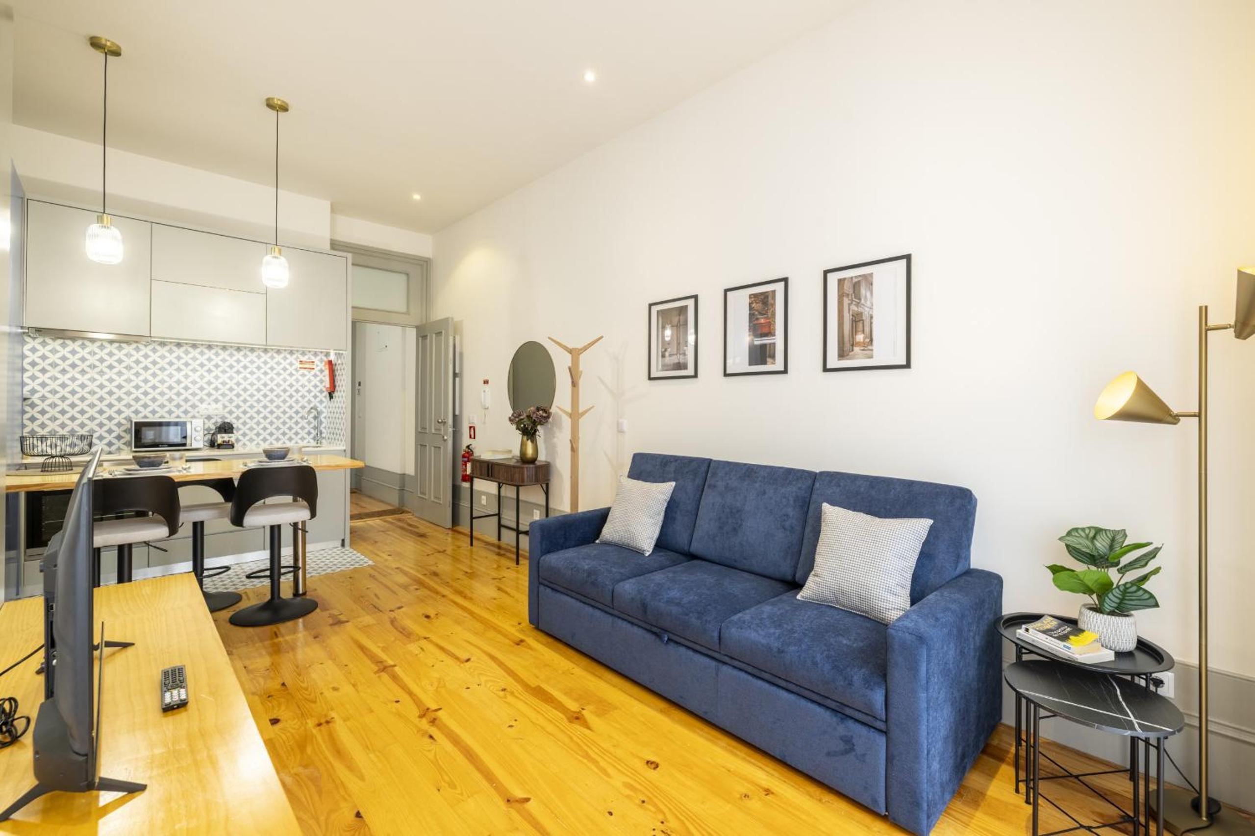741 Studio By D&S