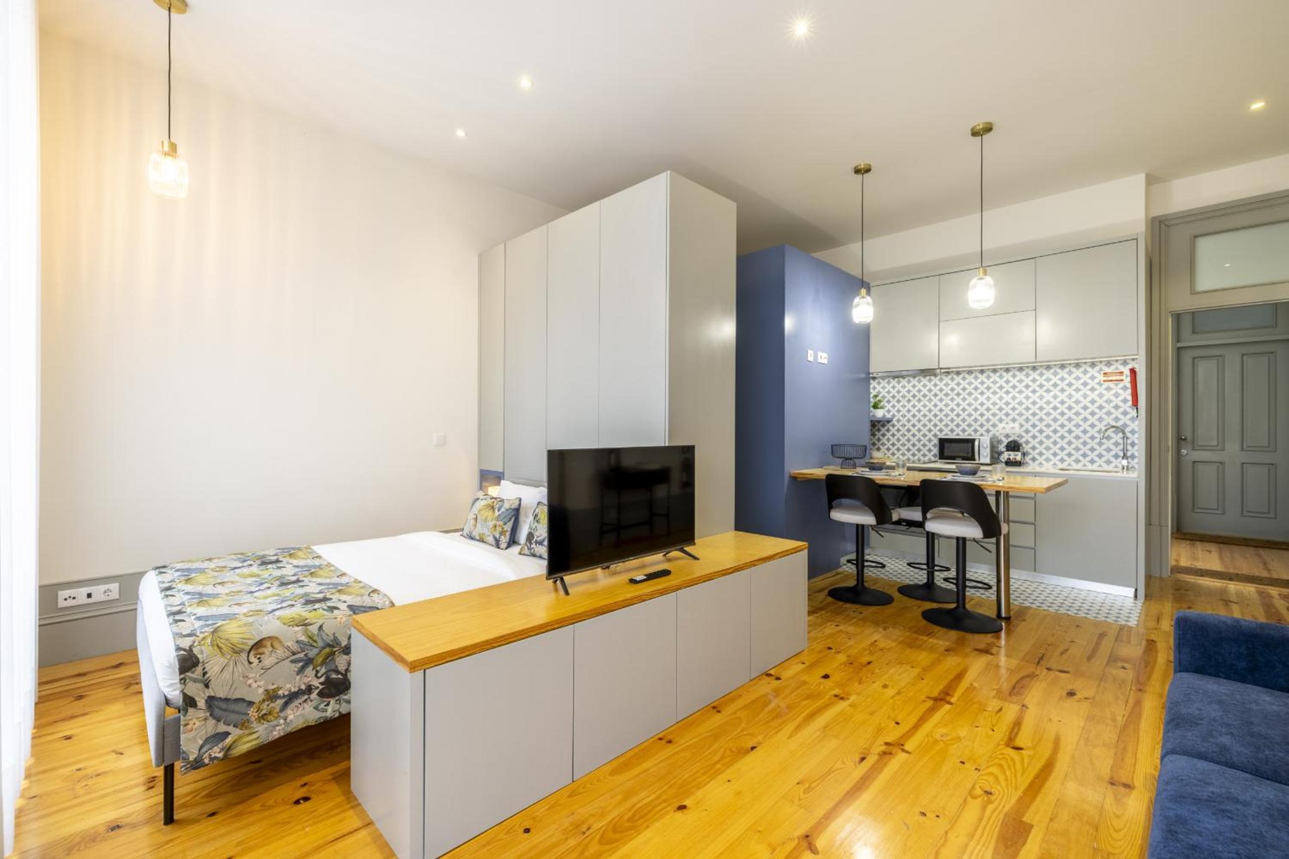 741 Studio By D&S