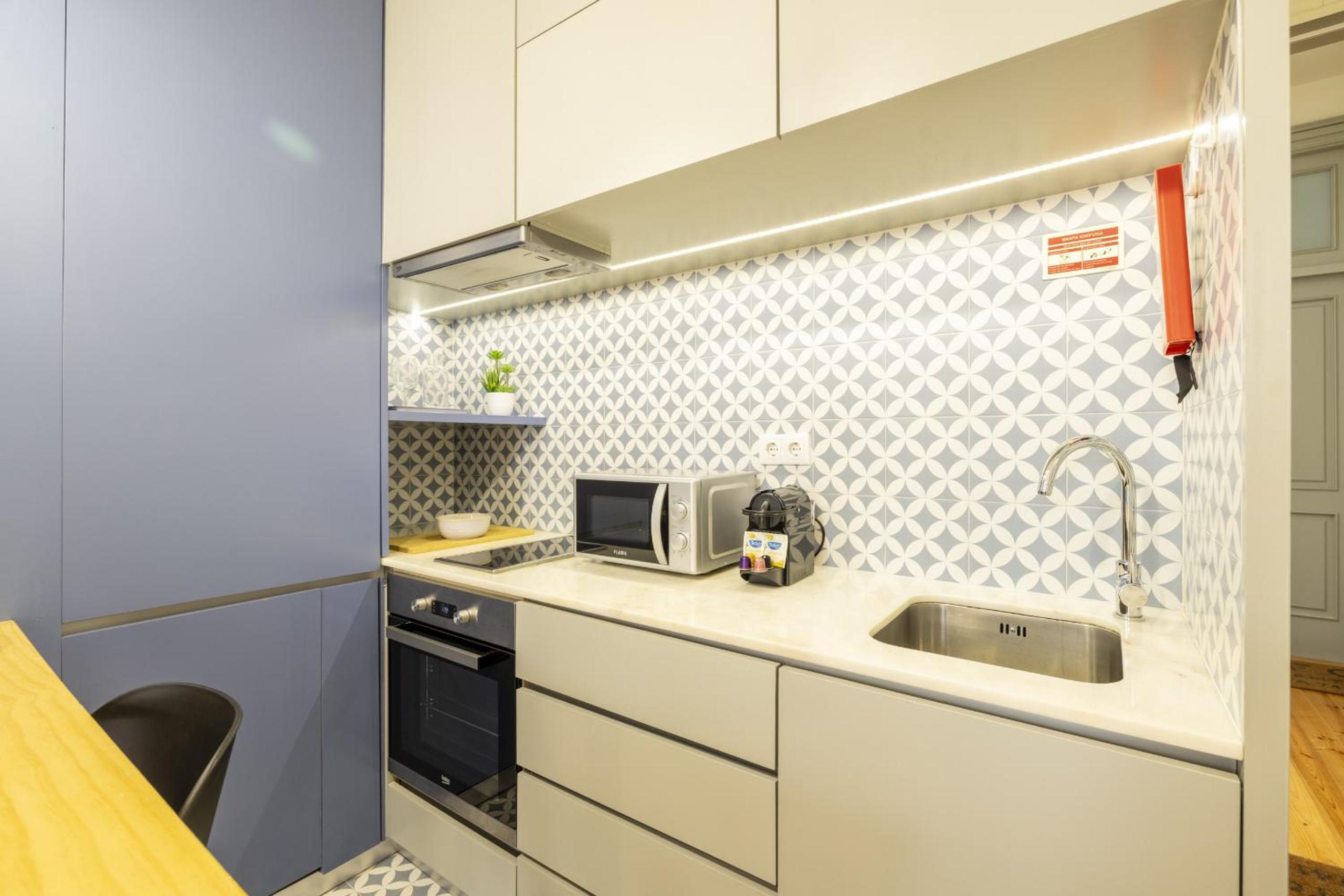 741 Studio By D&S