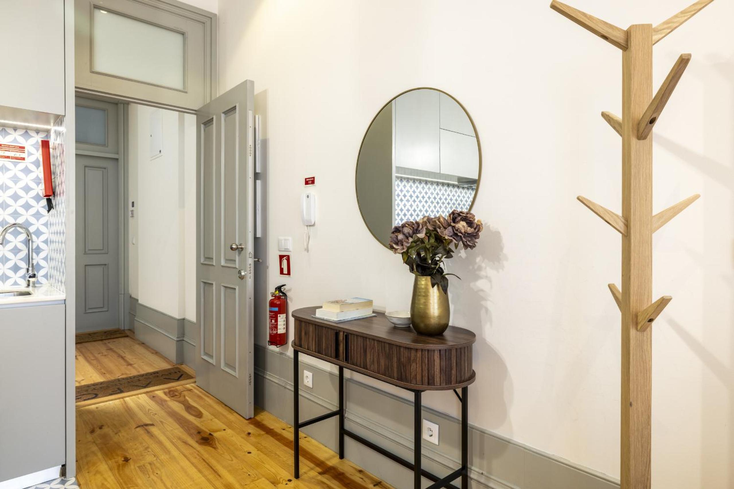 741 Studio By D&S