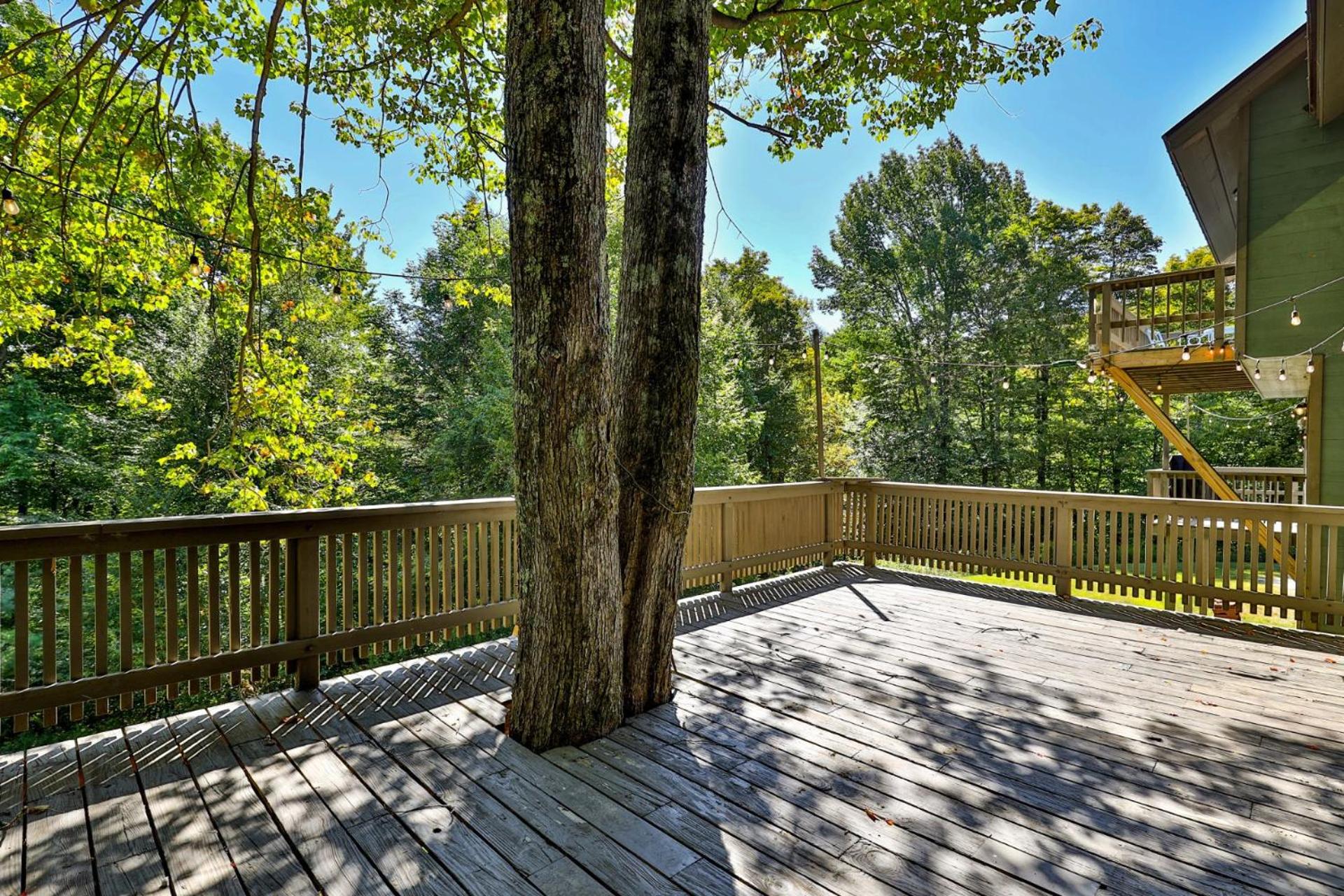 4BR Killington Home Perfect for Families, Pet-Friendly, Fireplace