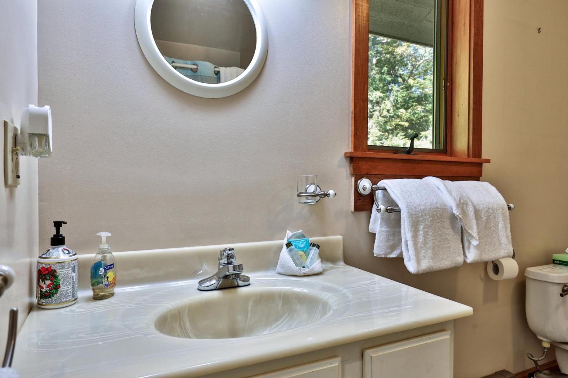 4BR Killington Home Perfect for Families, Pet-Friendly, Fireplace