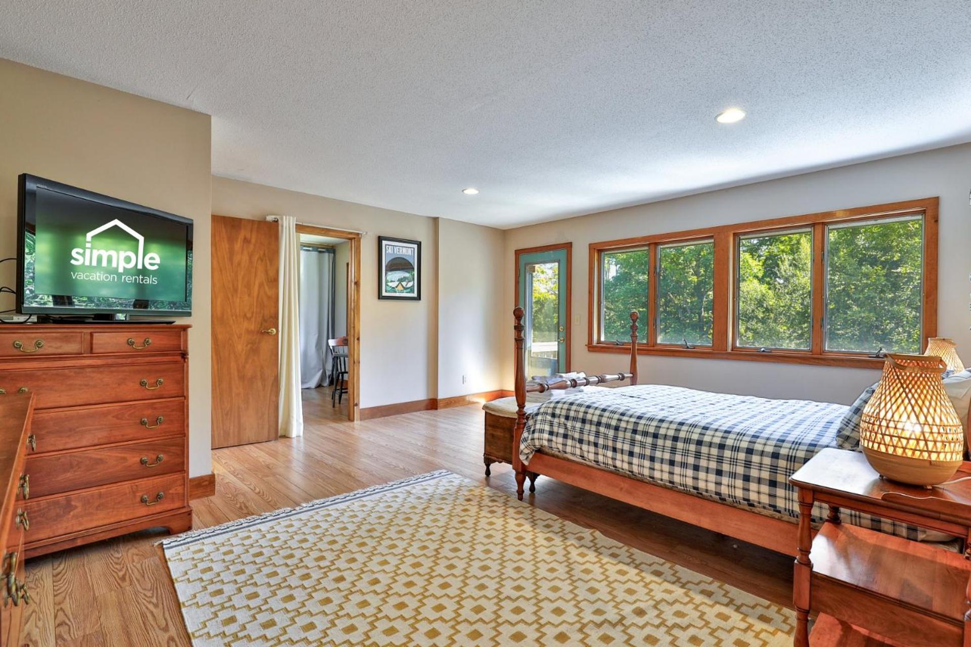 4BR Killington Home Perfect for Families, Pet-Friendly, Fireplace