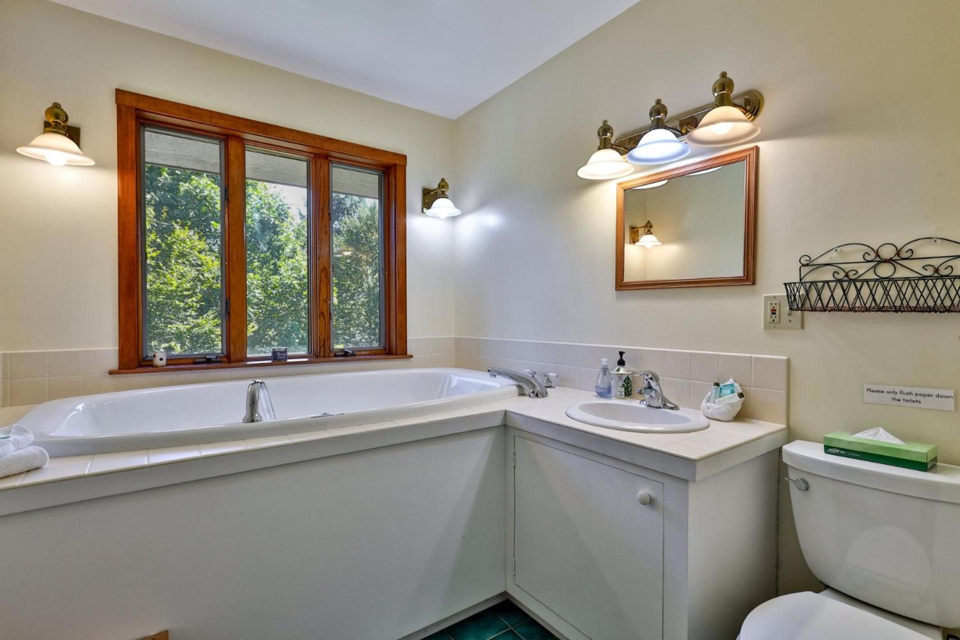 4BR Killington Home Perfect for Families, Pet-Friendly, Fireplace