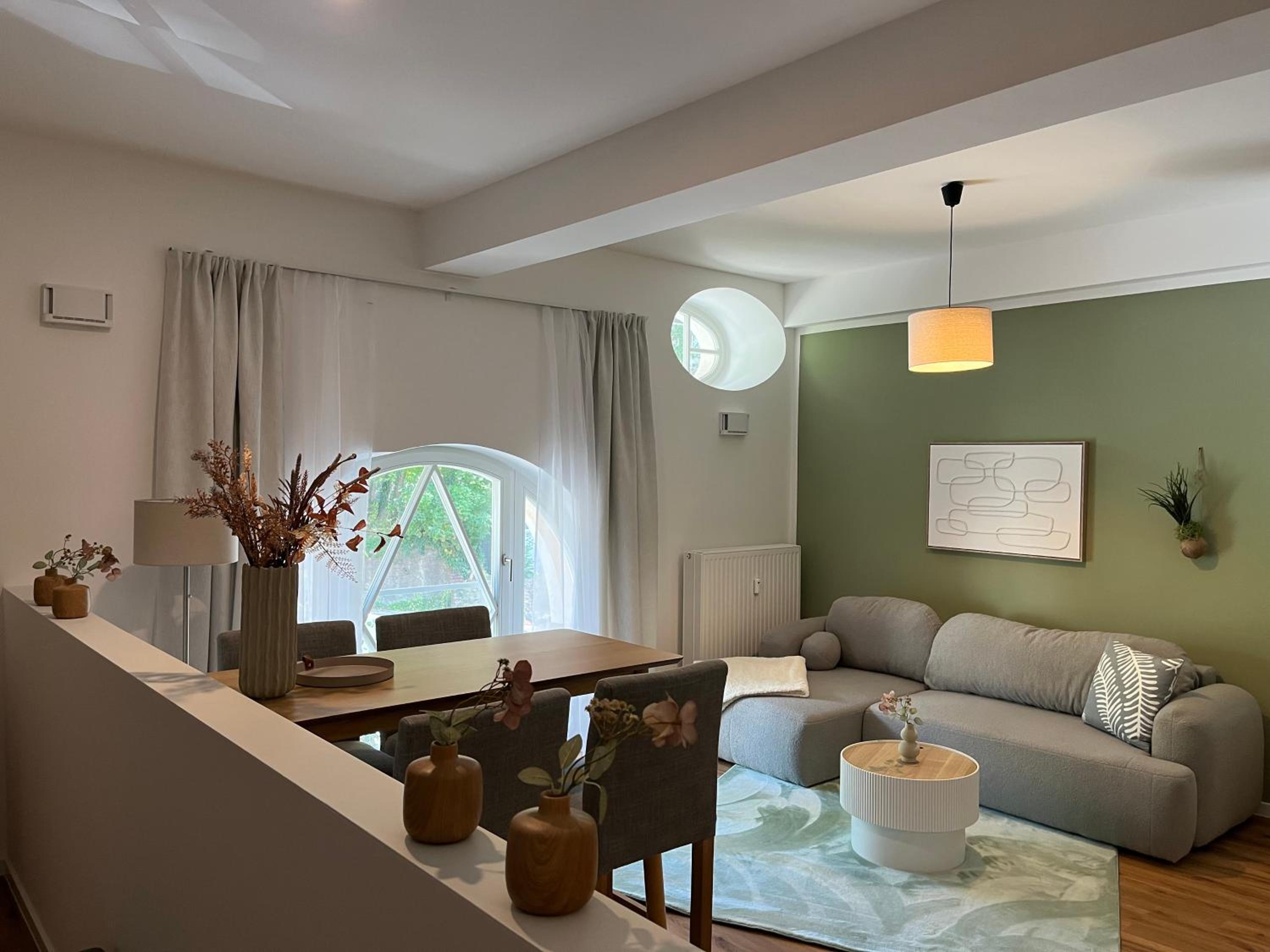 ANER 6 eleganter Loft mit Infrarotsauna in Dresden Weißer Hirsch
